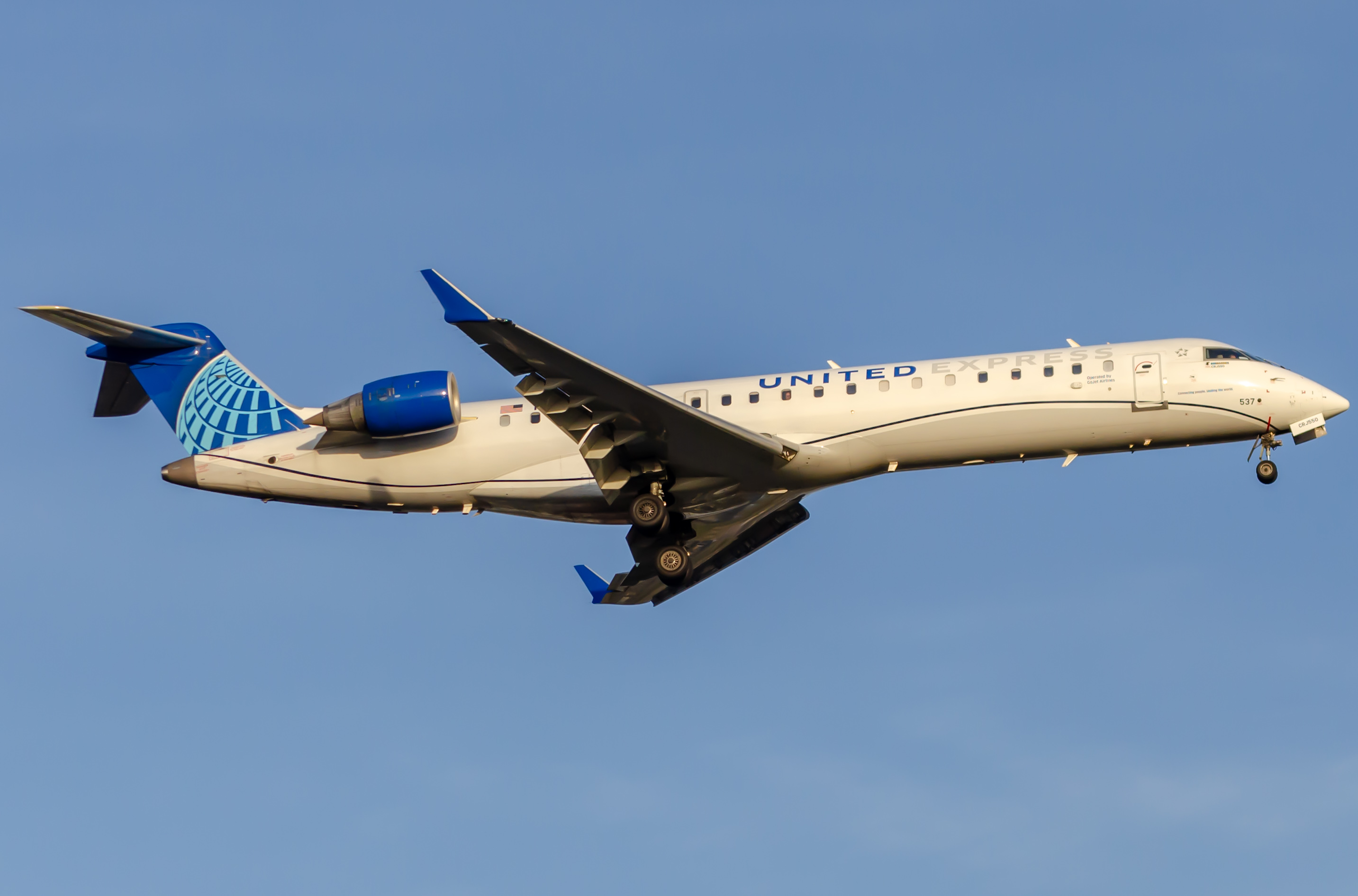 Full size: United Express Mitsubishi CRJ-550 N537GJ at Newark Liberty International Airport