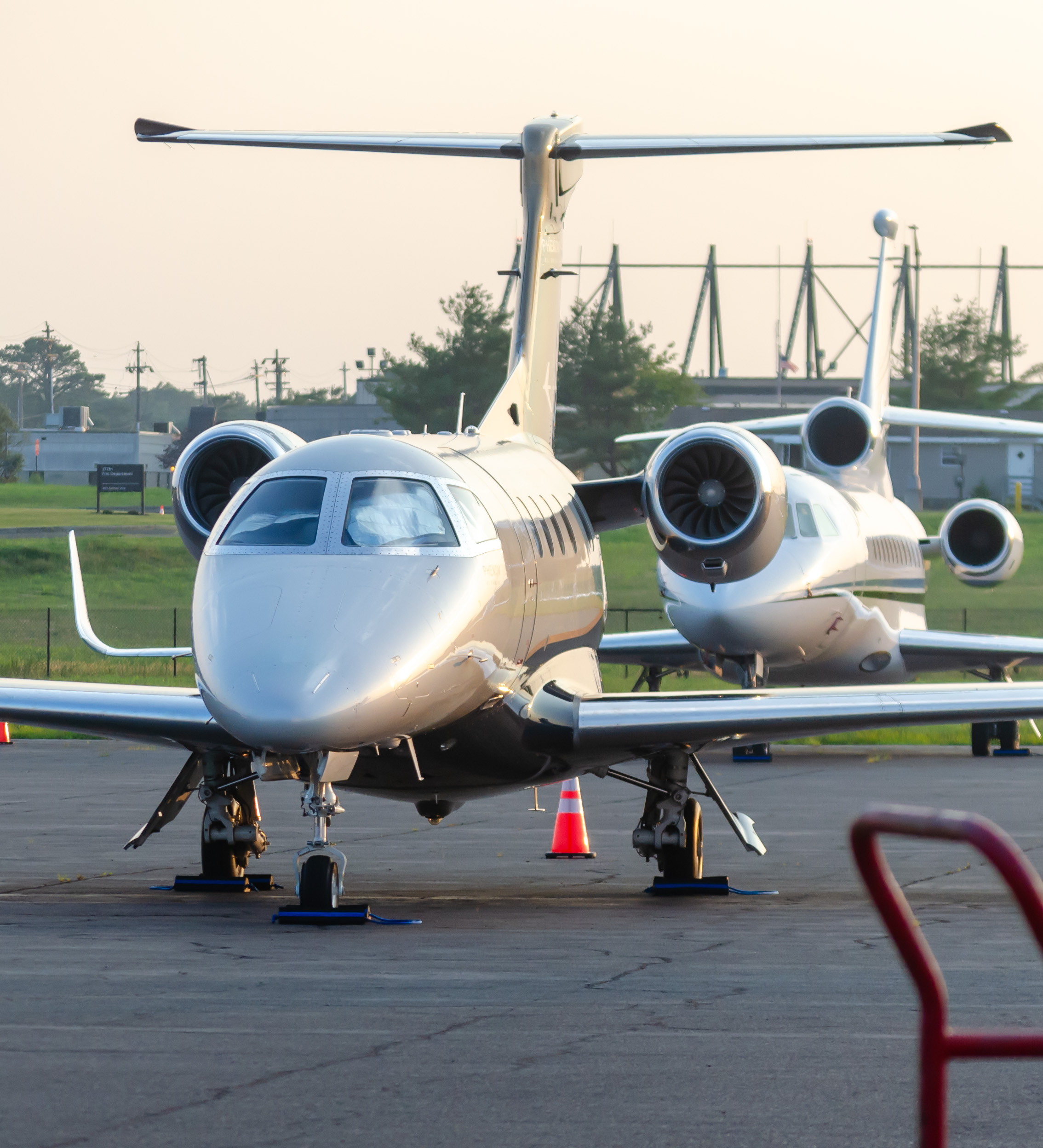 Full size: PRIVATE Embraer Phenom 300 N500EC at Atlantic City International Airport