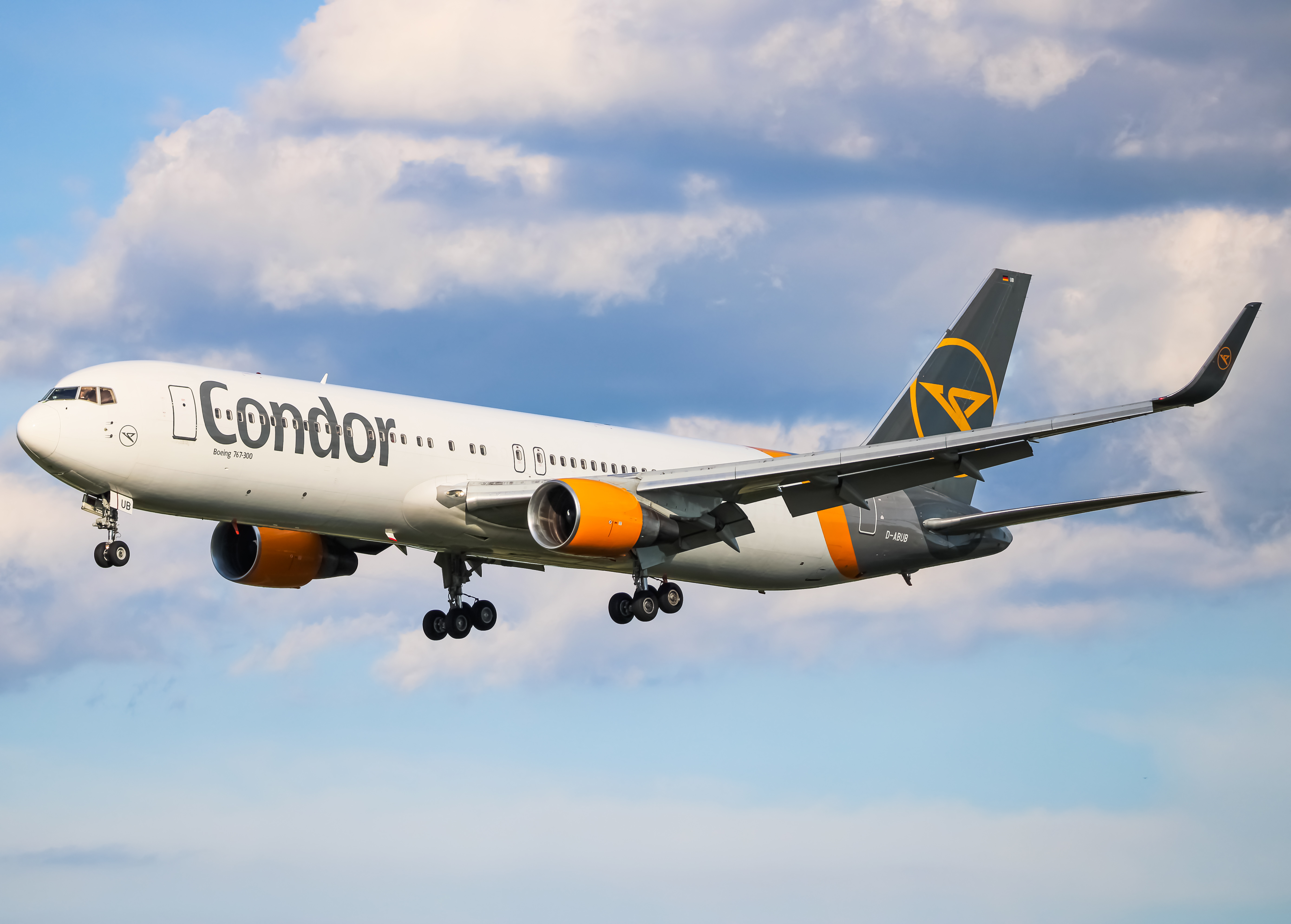 Full size: Condor Boeing 767-300ER D-ABUB at Baltimore/Washington International Thurgood Marshall Airport