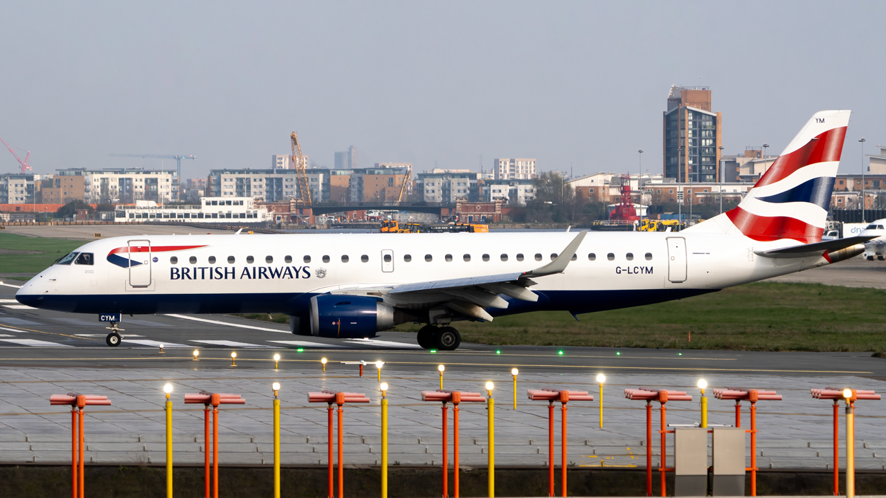 Full size: BA CityFlyer Embraer E190 G-LCYM at London City Airport