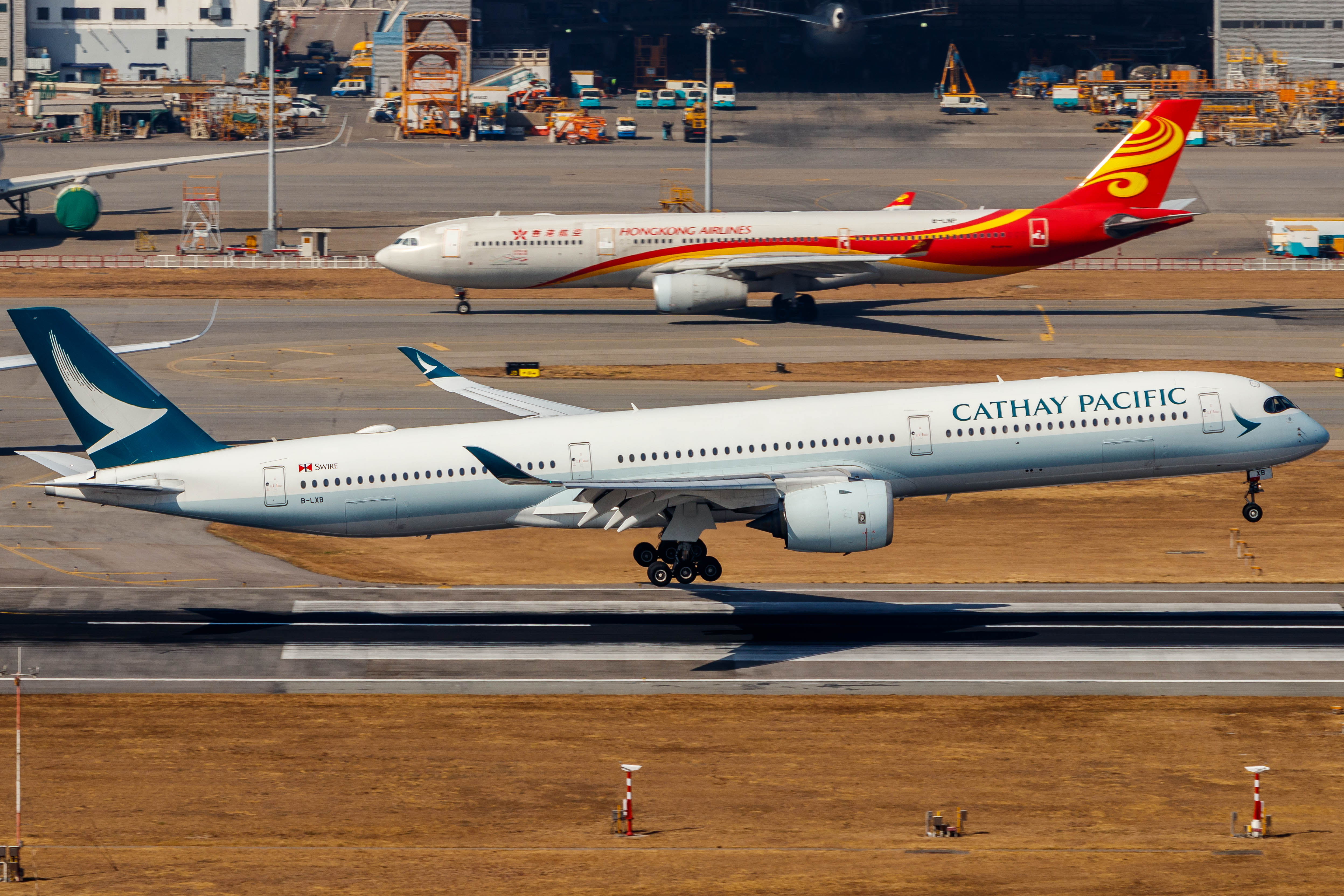 Full size: Cathay Pacific Airbus A350-1000 B-LXB at Hong Kong International Airport