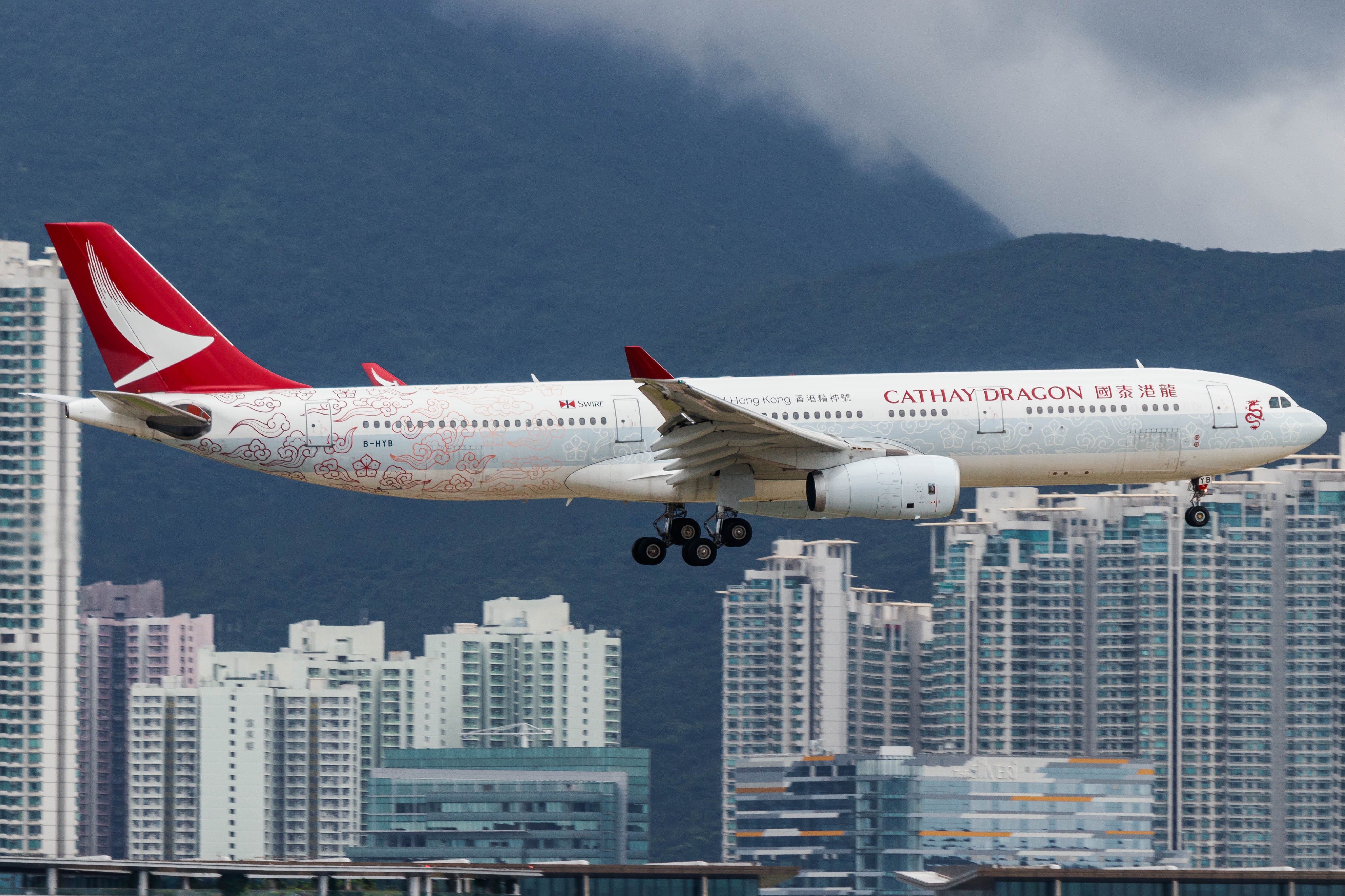 Full size: Cathay Dragon Airbus A330-300 B-HYP at Hong Kong International Airport