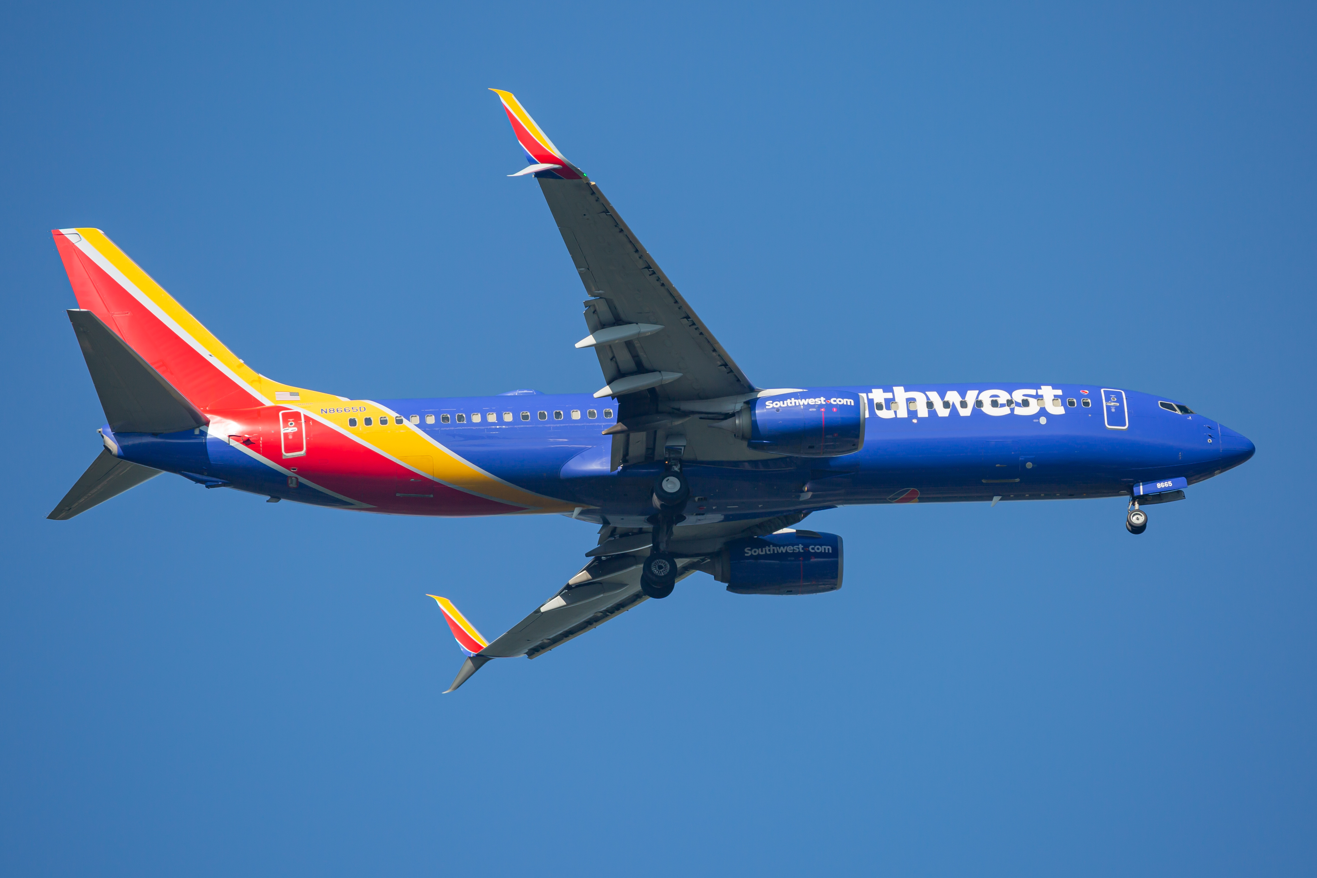 Full size: Southwest Airlines Boeing 737-800 N8665D at Baltimore/Washington International Thurgood Marshall Airport