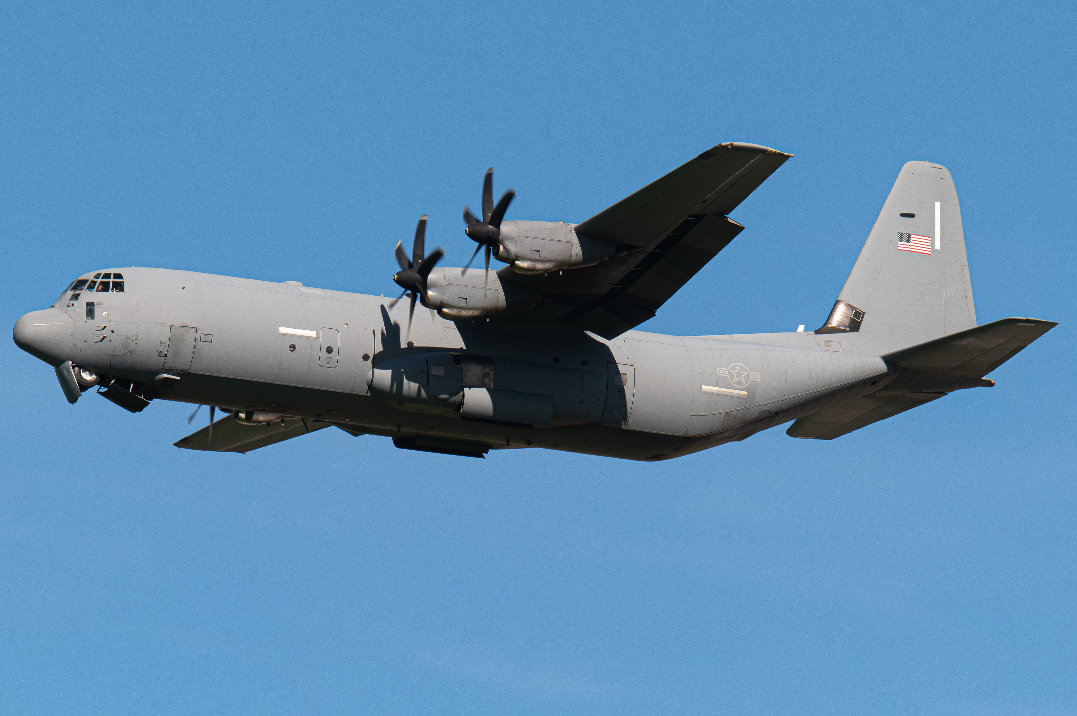 Full size: USAF - United States Air Force Lockheed C-130J Hercules 14-5788 at Brown Field Municipal Airport