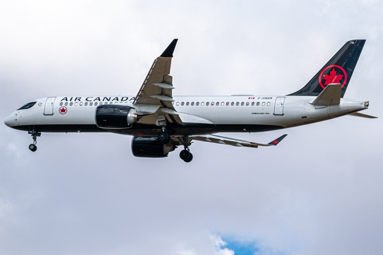 Full size: Air Canada Airbus A220-300 C-GNAM at Denver International Airport
