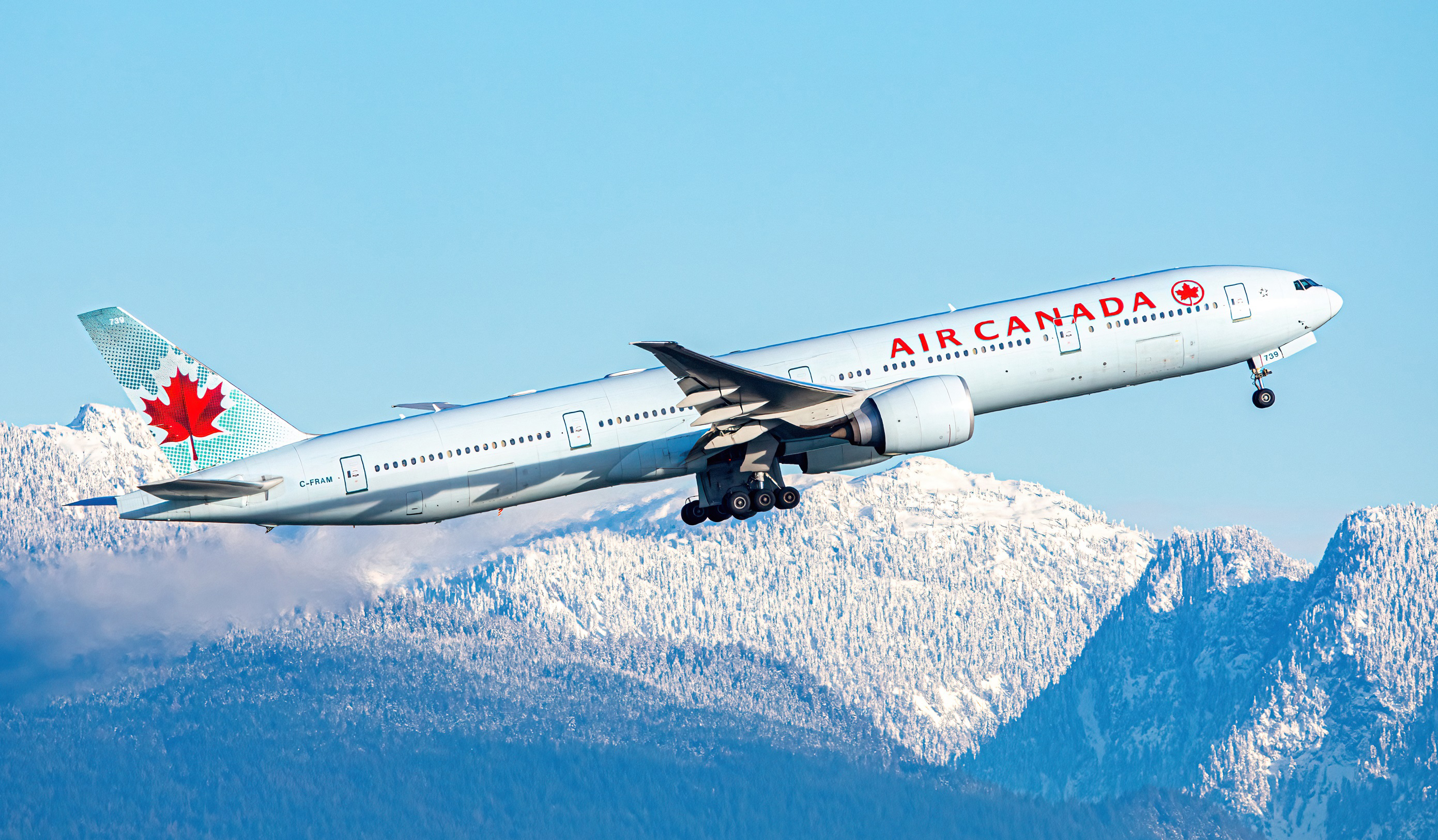Full size: Air Canada Boeing 777-300ER C-FRAM at Vancouver International Airport