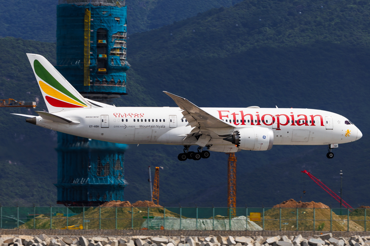 Full size: Ethiopian Airlines Boeing 787-8 ET-ASH at Hong Kong International Airport