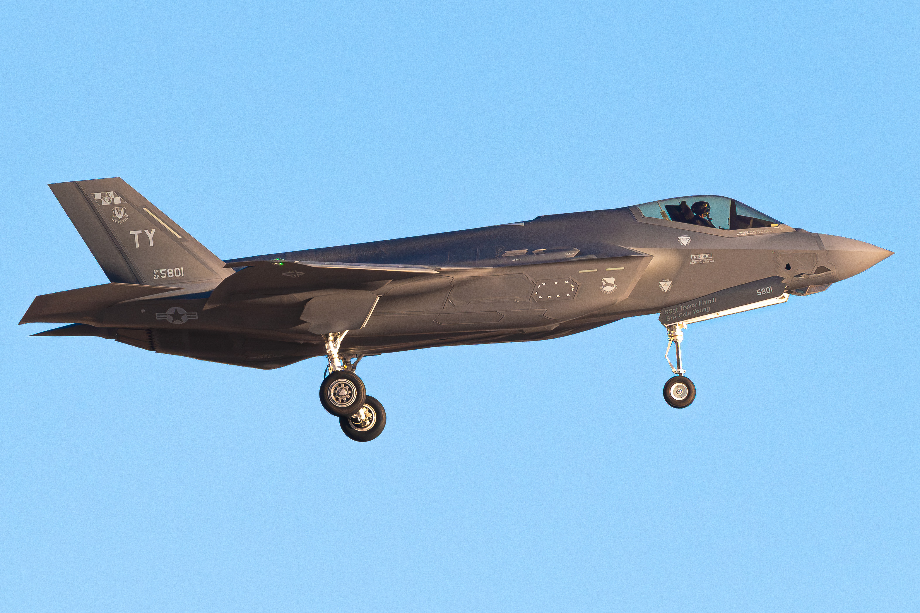Full size: USAF - United States Air Force Lockheed Martin F-35 Lightning 22-5801 at Nellis Air Force Base