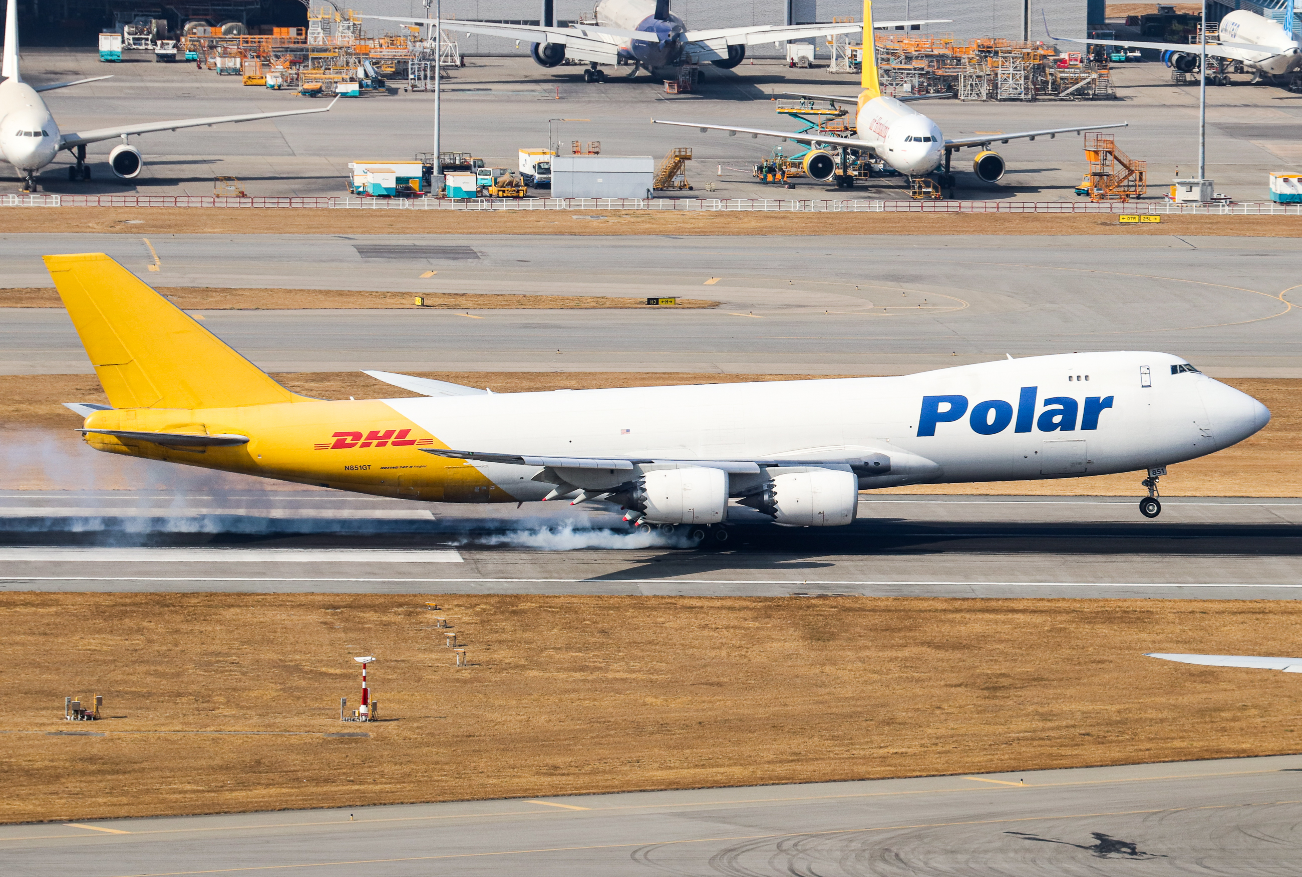 Full size: Polar Air Boeing 747-8F N851GT at Hong Kong International Airport