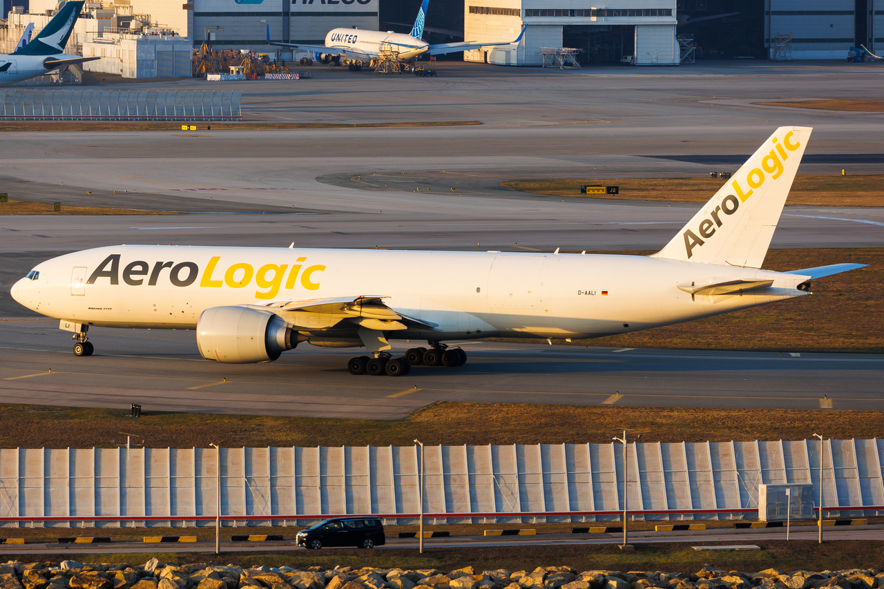 Full size: Aerologic Boeing 777-F D-AALI at Hong Kong International Airport