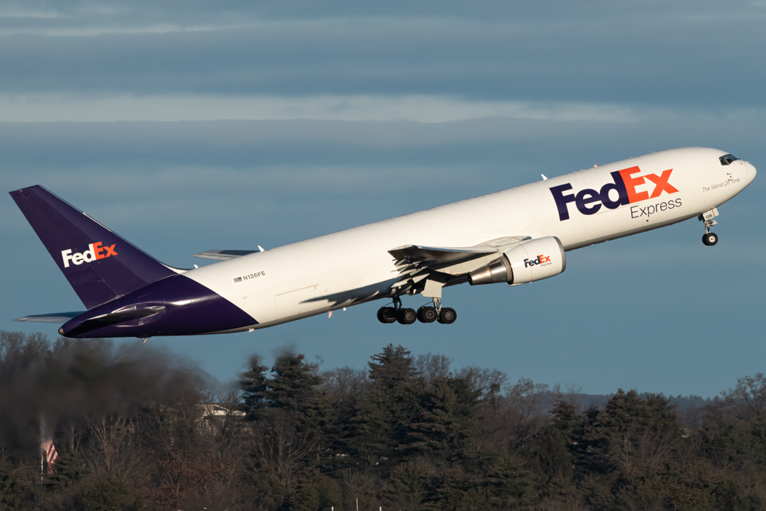 Full size: FedEx Boeing 767-300F N136FE at Manchester Airport