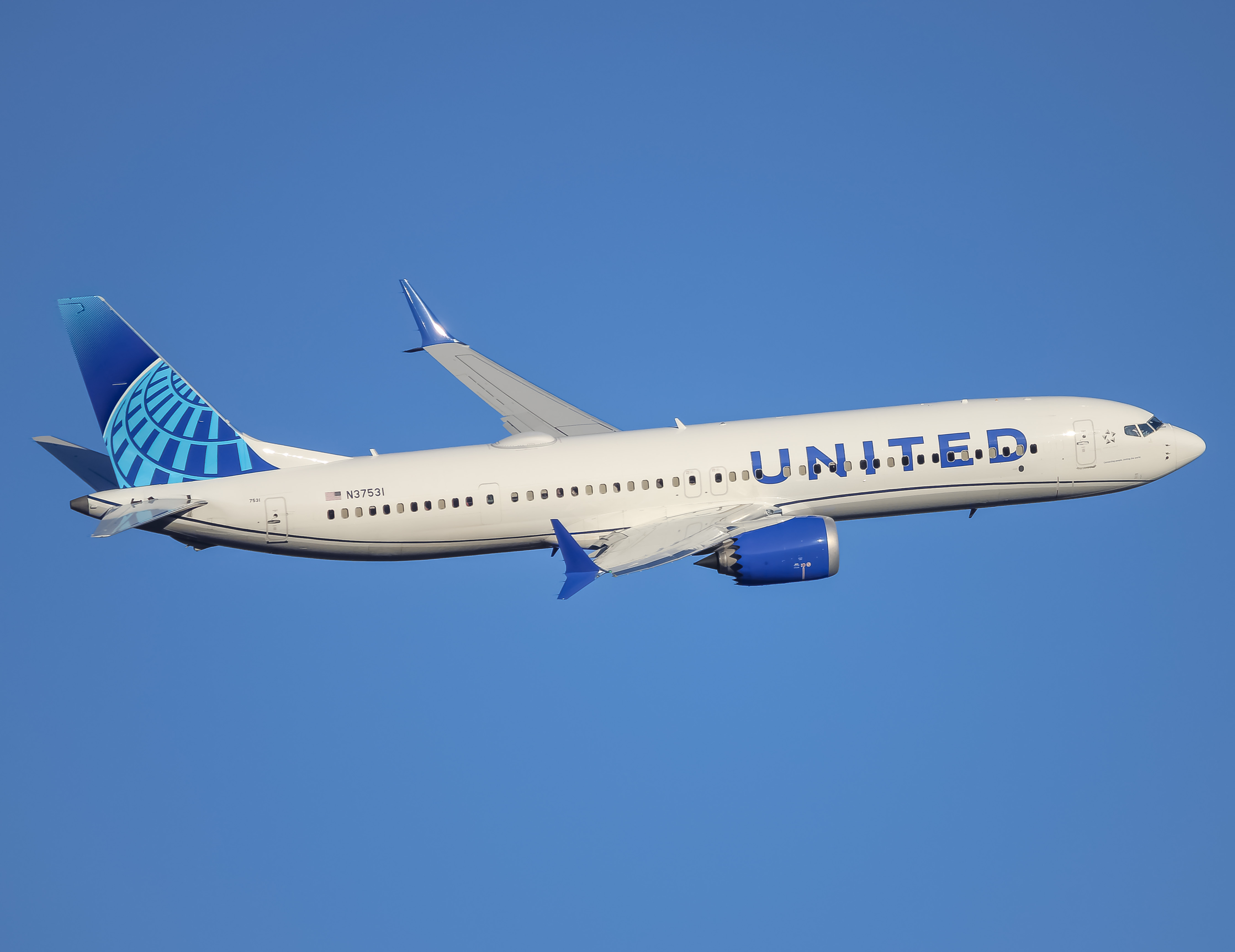 Full size: United Airlines Boeing 737 MAX 9 N37531 at Baltimore/Washington International Thurgood Marshall Airport