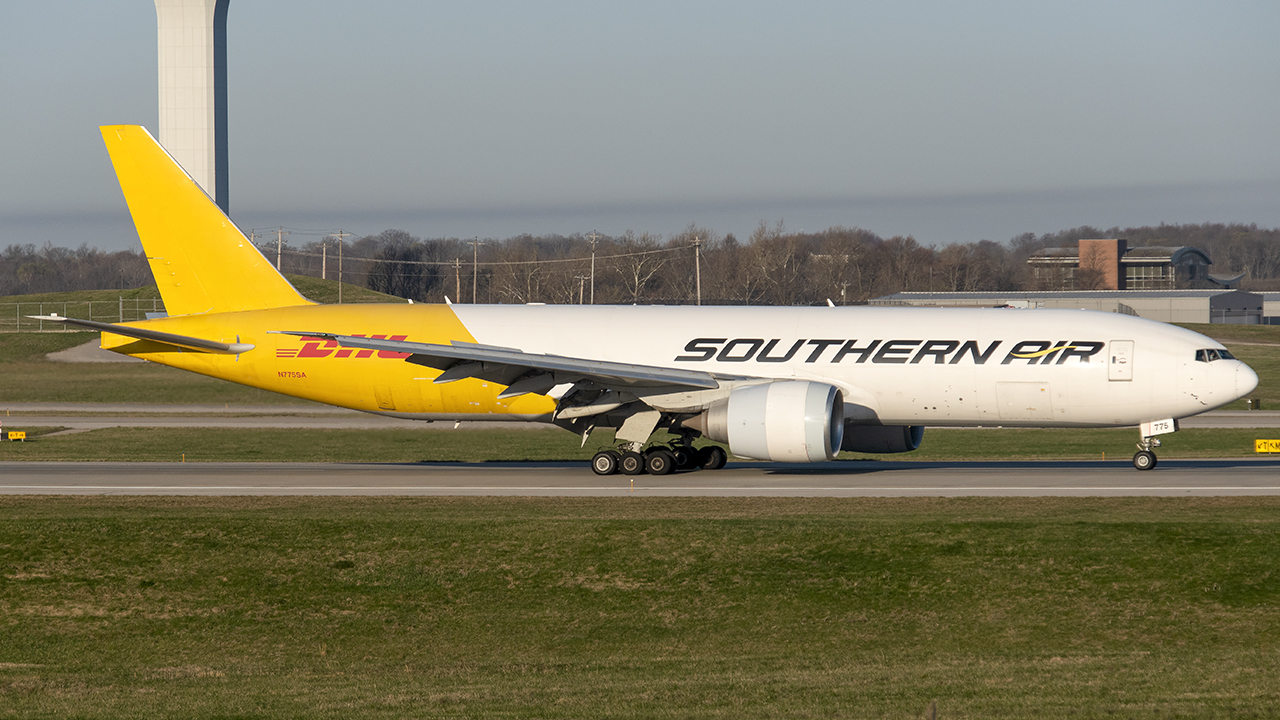Full size: Southern Air Cargo Boeing 777-F N775SA at Cincinnati/Northern Kentucky International Airport