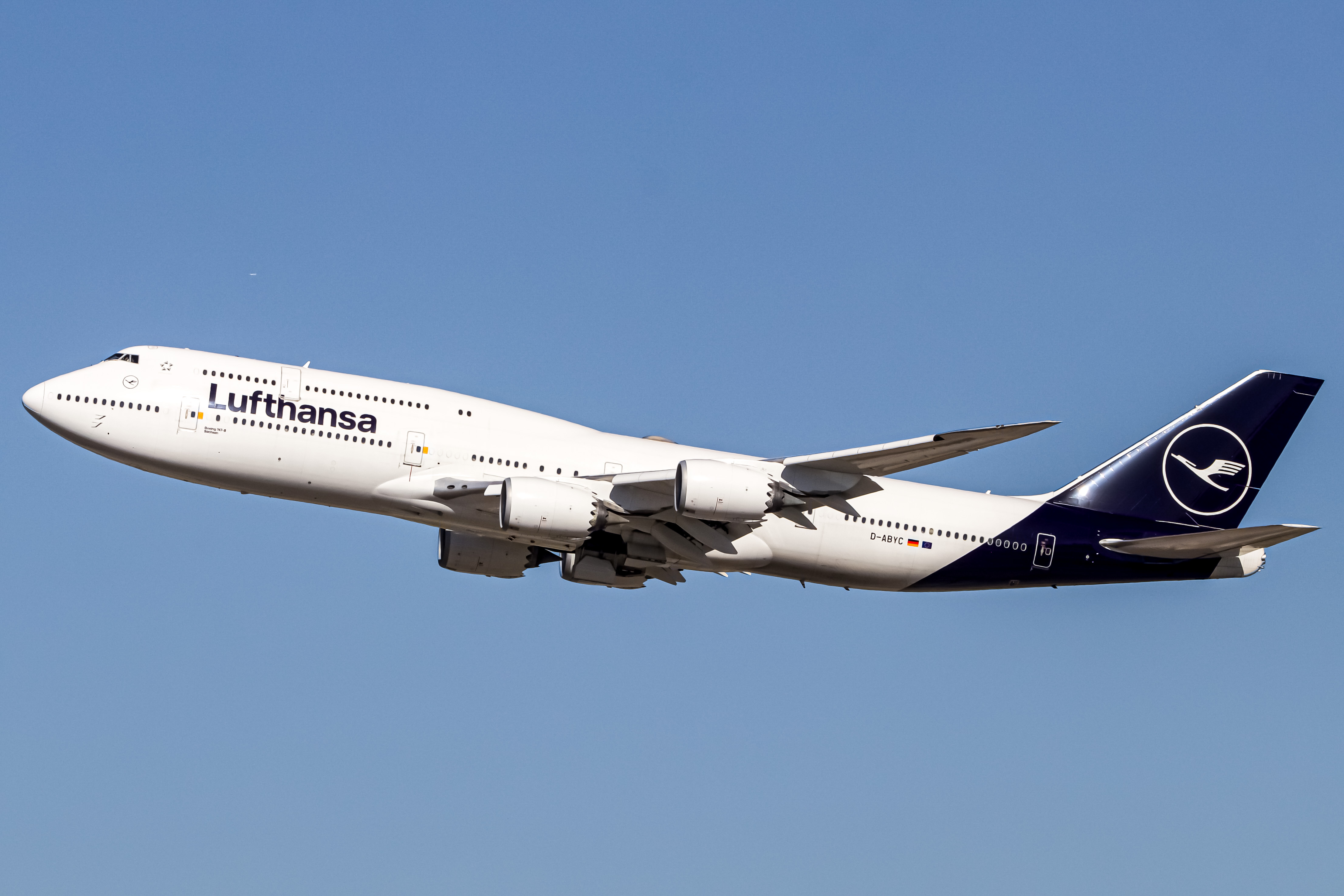 Full size: Lufthansa Boeing 747-8i D-ABYC at Houston-George Bush Intercontinental Airport