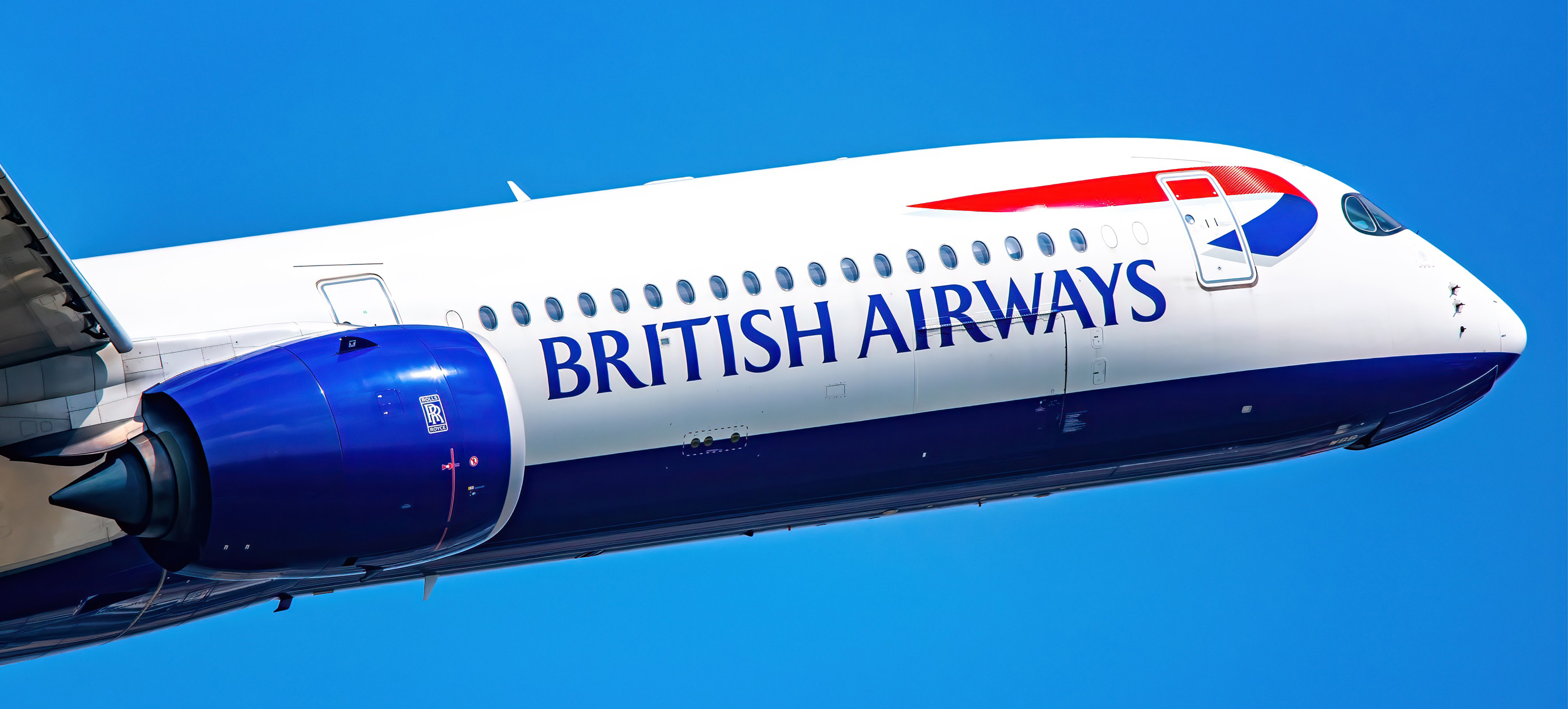 Full size: British Airways Airbus A350-1000 G-XWBB at London Heathrow International Airport