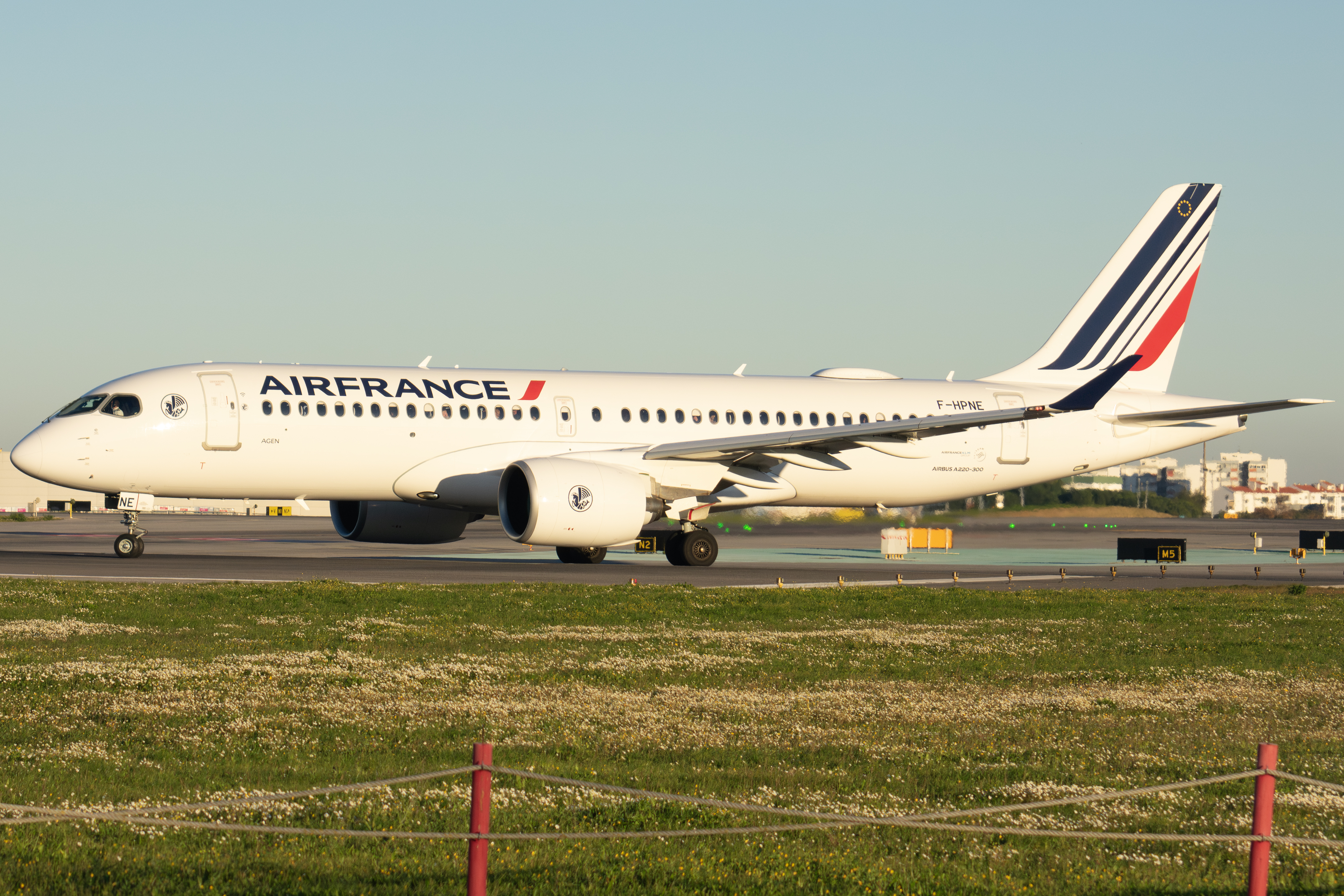 Full size: Air France Airbus A220-300 F-HPNE at Lisbon Humberto Delgado Airport
