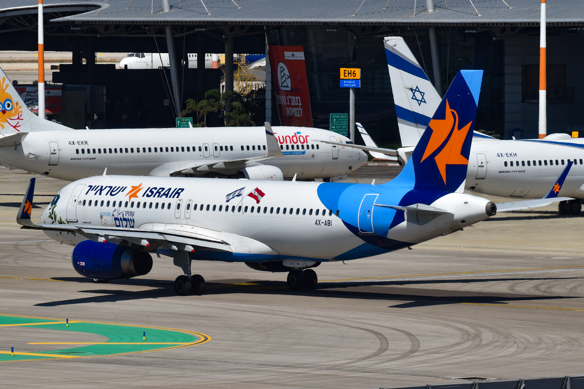 Full size: IsrAir Airbus A320 4X-ABI at Tel Aviv-Ben Gurion Airport