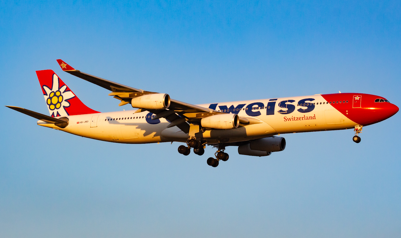 Full size: Edelweiss Air Airbus A340-300 HB-JMD at Tampa International Airport