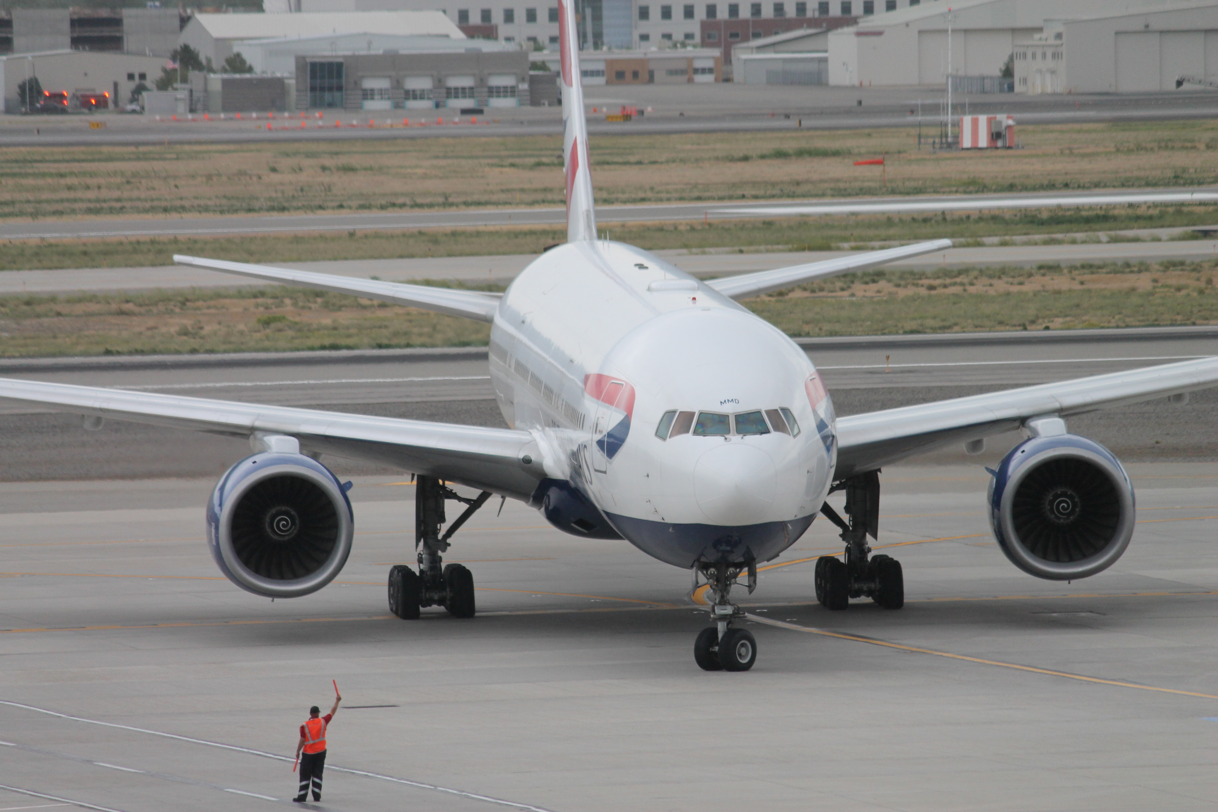 Full size: British Airways Boeing 777-200ER G-YMMD at Salt Lake City International Airport
