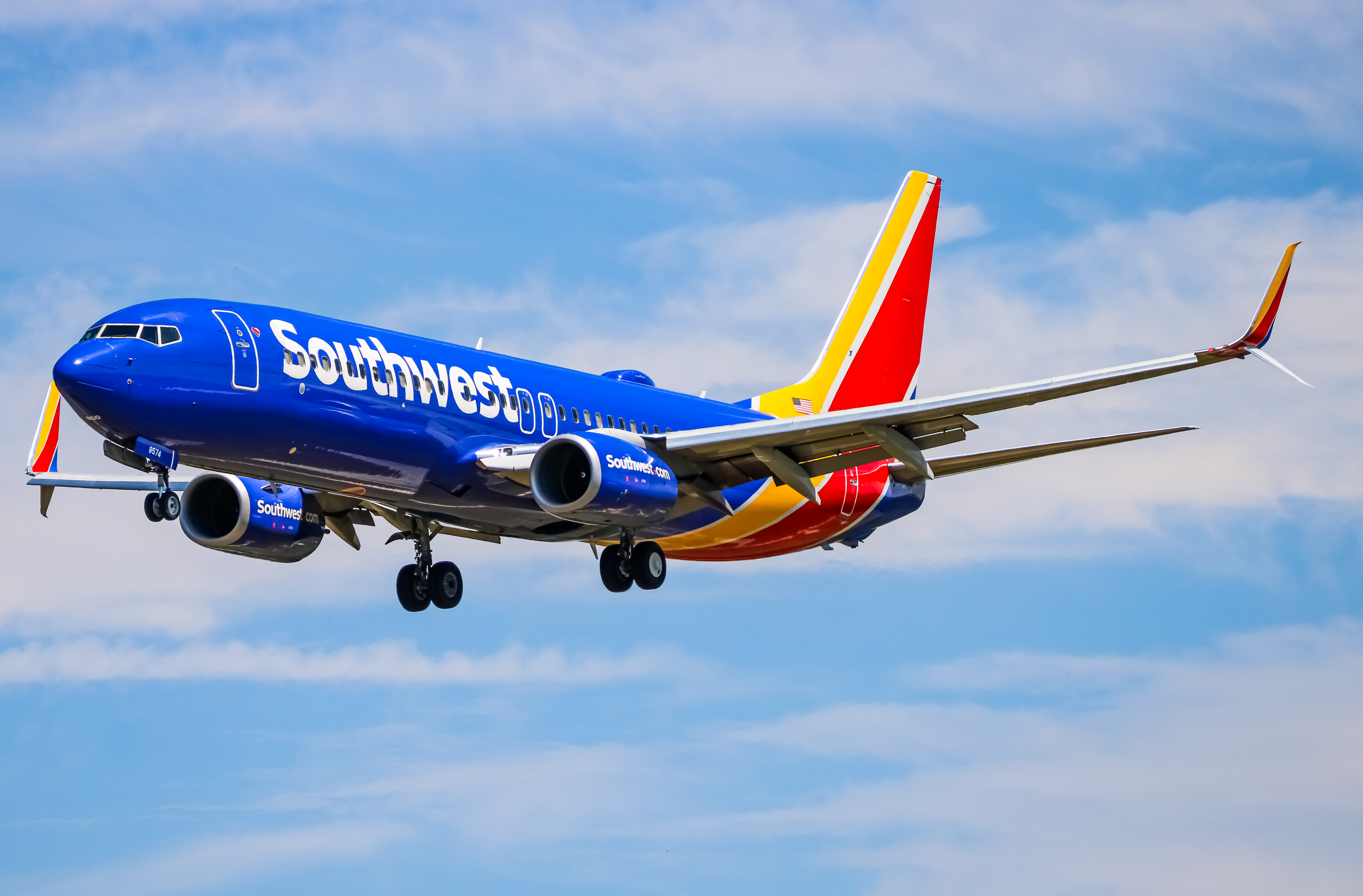 Full size: Southwest Airlines Boeing 737-800 N8574Z at Baltimore/Washington International Thurgood Marshall Airport
