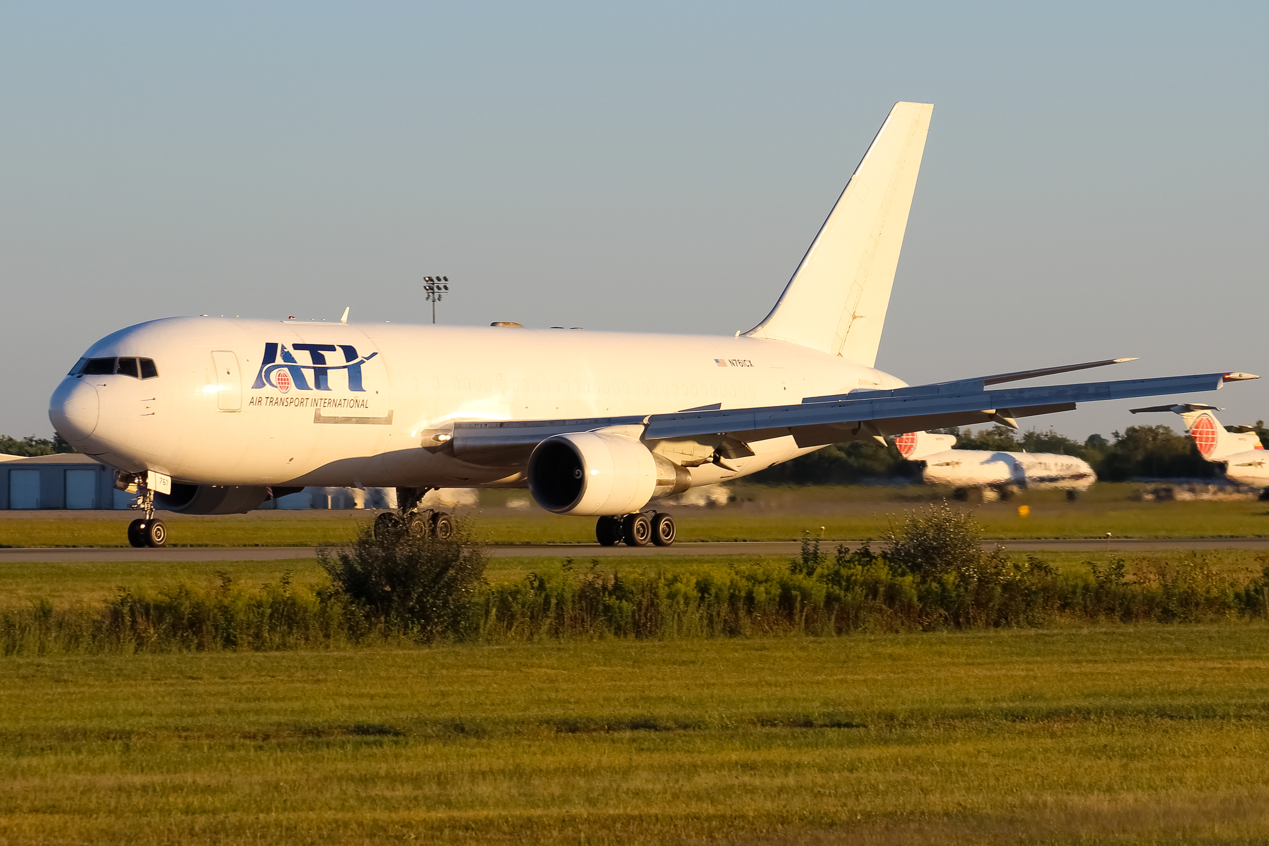 Full size: Air Transport International Boeing 767-200F N761CX at Wilmington Air Park