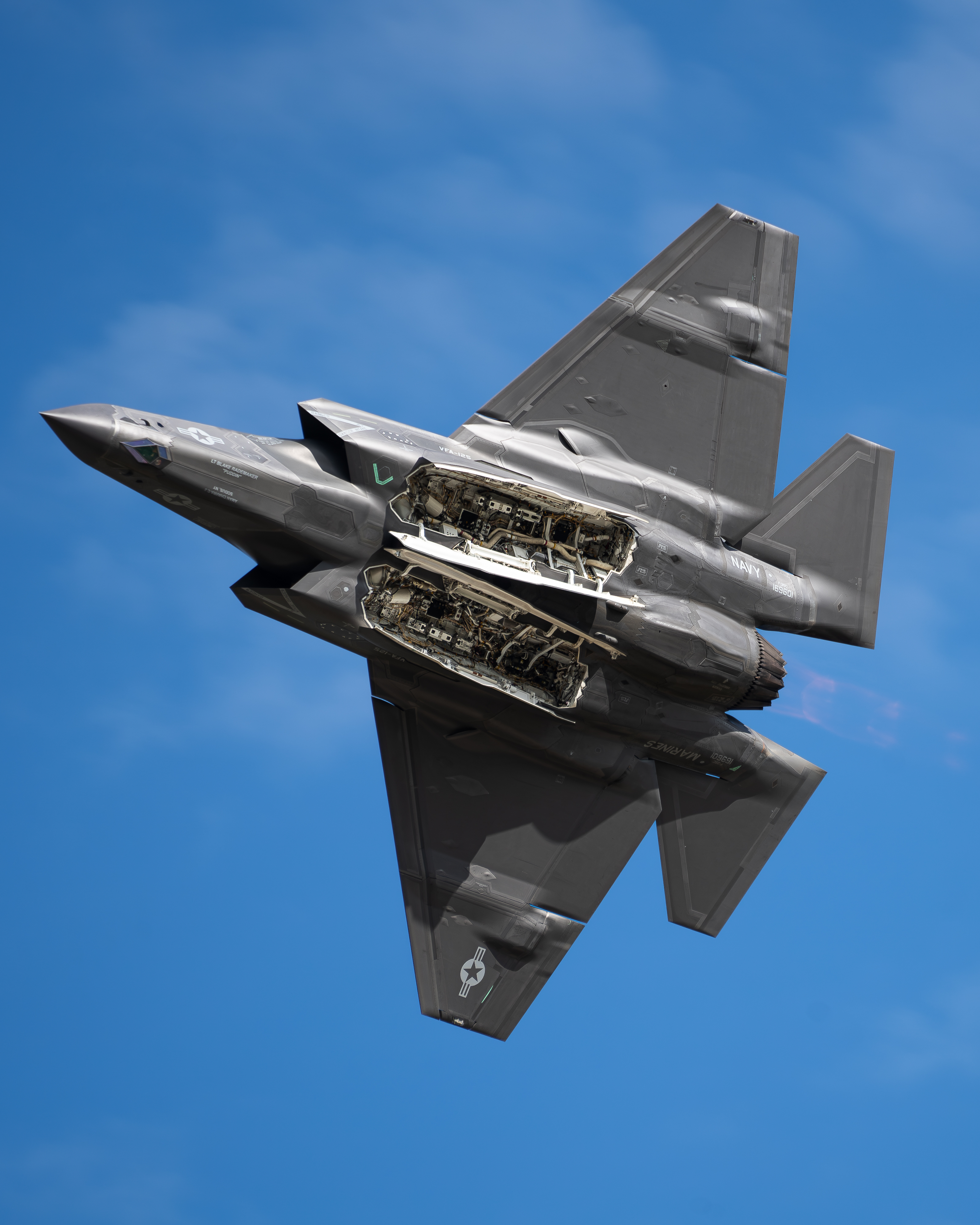 Full size: USN - United States Navy Lockheed Martin F-35 Lightning 169303 at Wittman Regional Airport