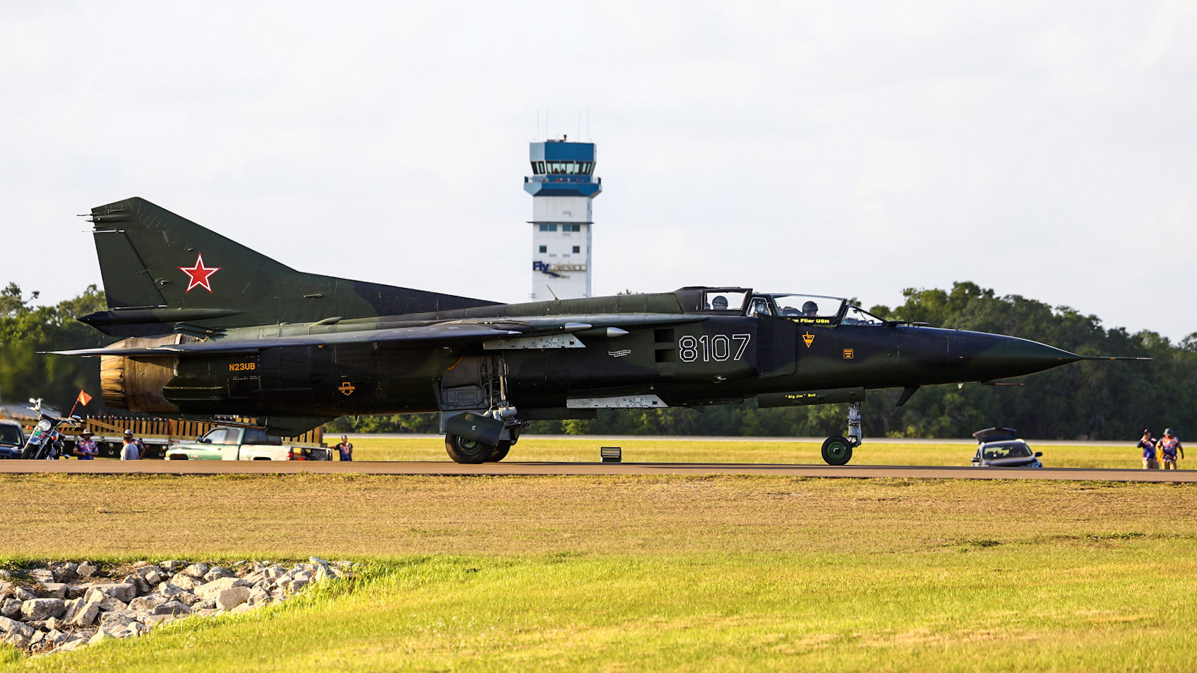 Full size: PRIVATE Mikoyan-Gurevich MiG-23 N23UB at Lakeland Linder International Airport