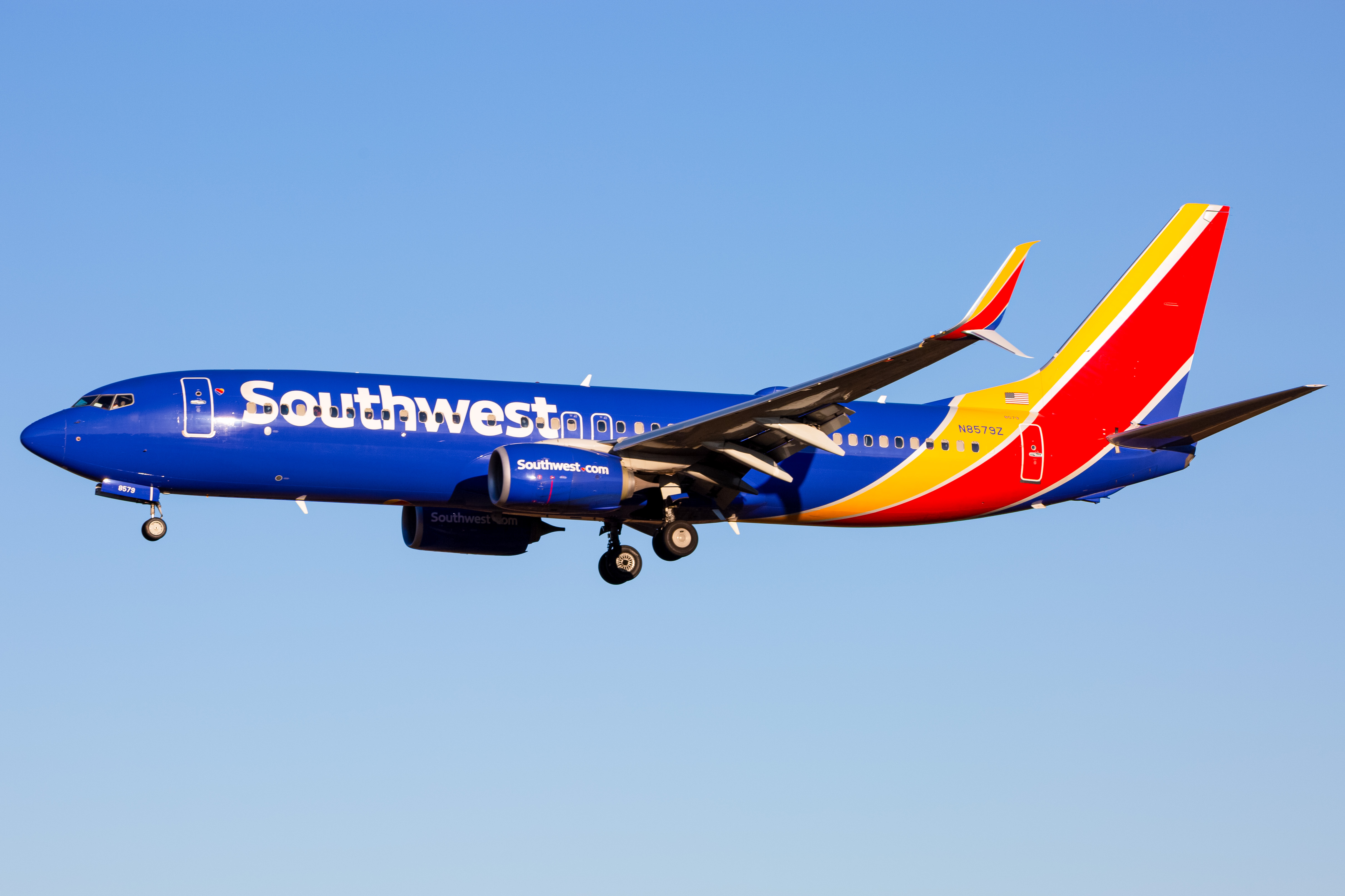 Full size: Southwest Airlines Boeing 737-800 N8579Z at Baltimore/Washington International Thurgood Marshall Airport