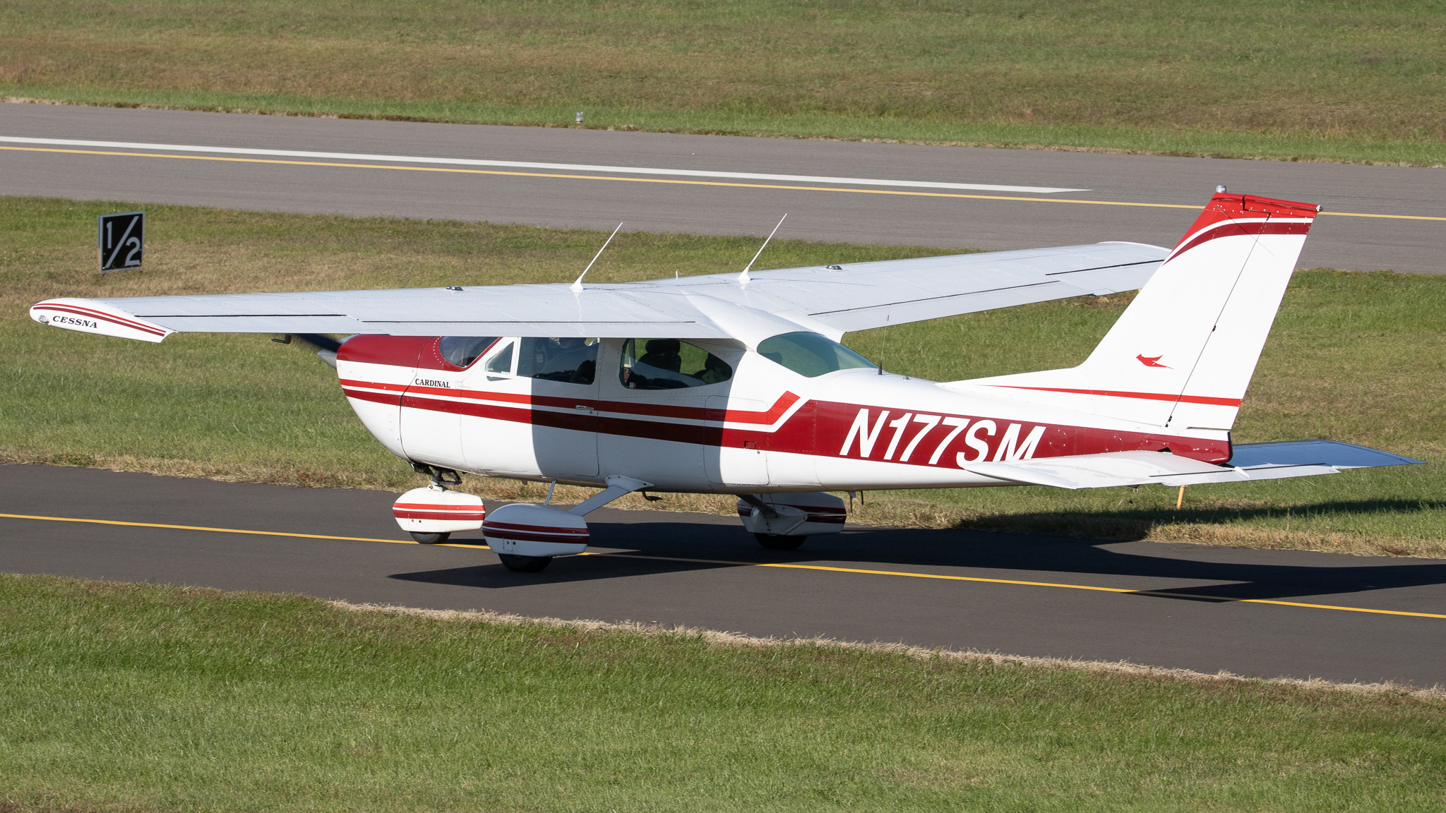 Full size: PRIVATE Cessna 177 Cardinal N177SM at College Park Airport