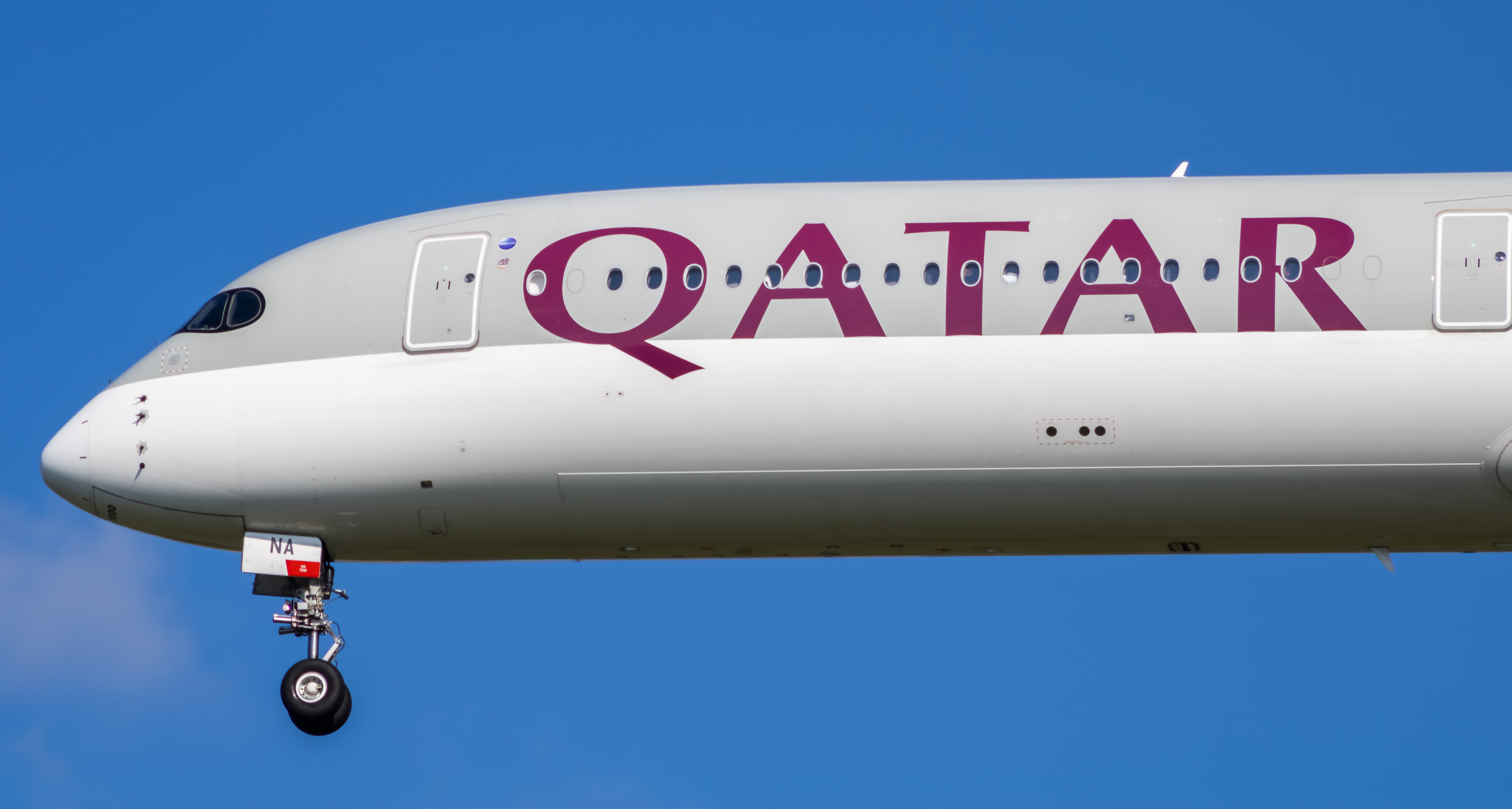 Full size: Qatar Airways Airbus A350-1000 A7-ANA at Washington Dulles International Airport