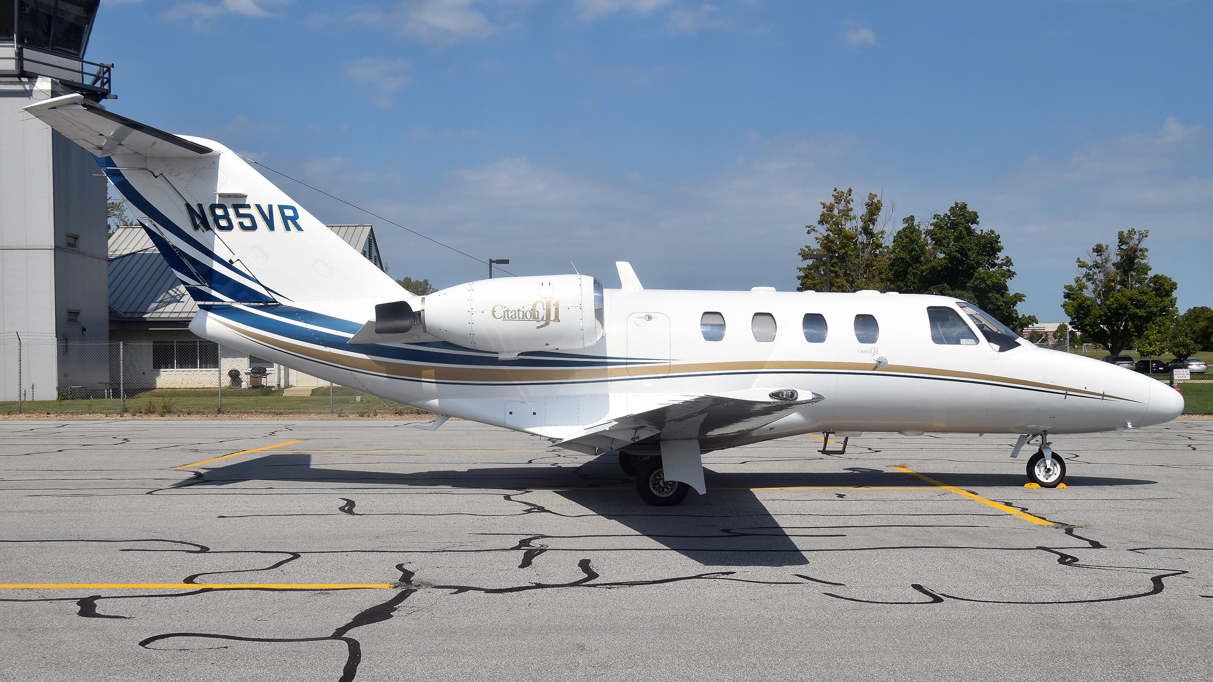 Full size: PRIVATE Cessna Citation CJ1 N85VR at Ann Arbor Municipal Airport