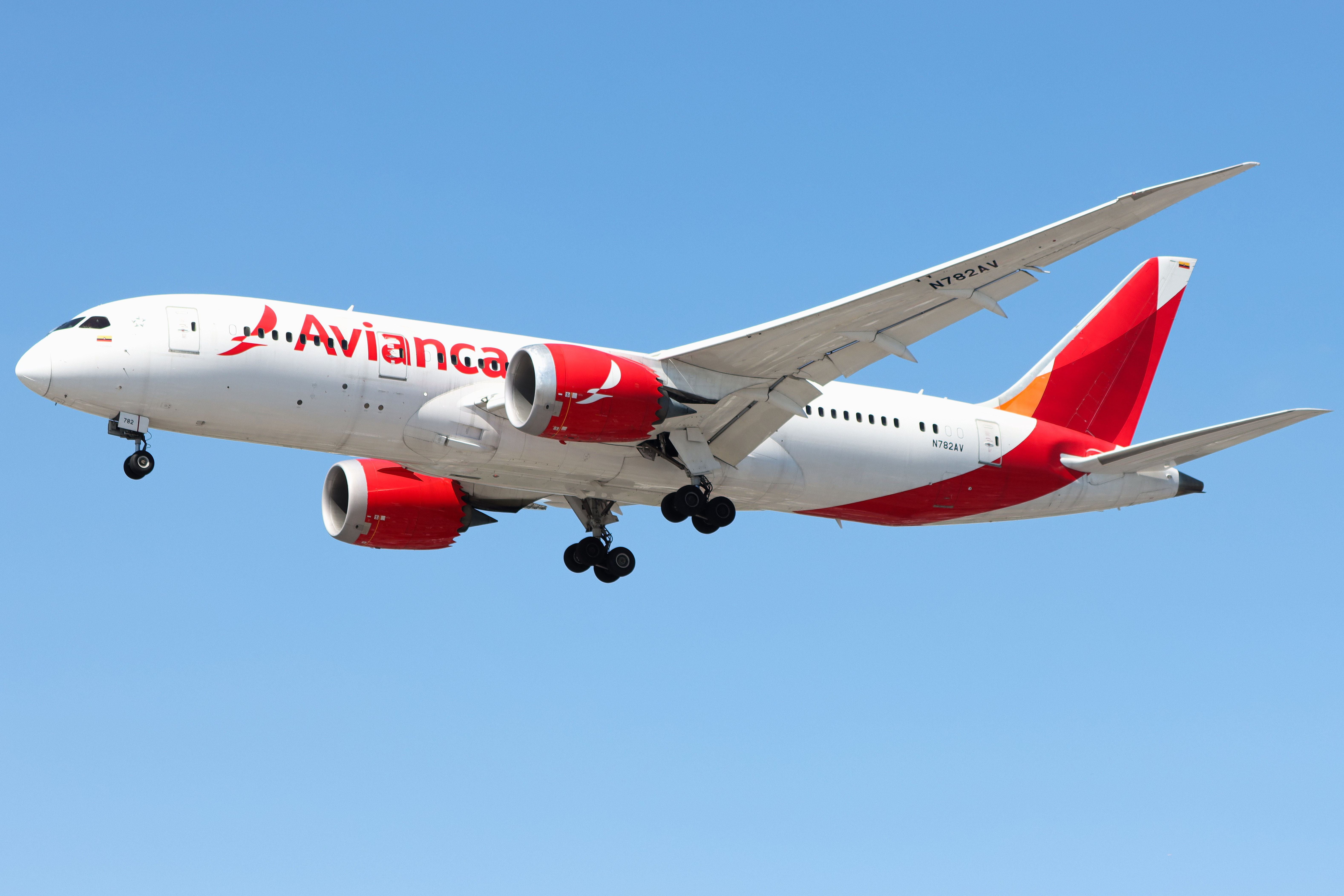 Full size: Avianca Boeing 787-8 N782AV at London Heathrow International Airport