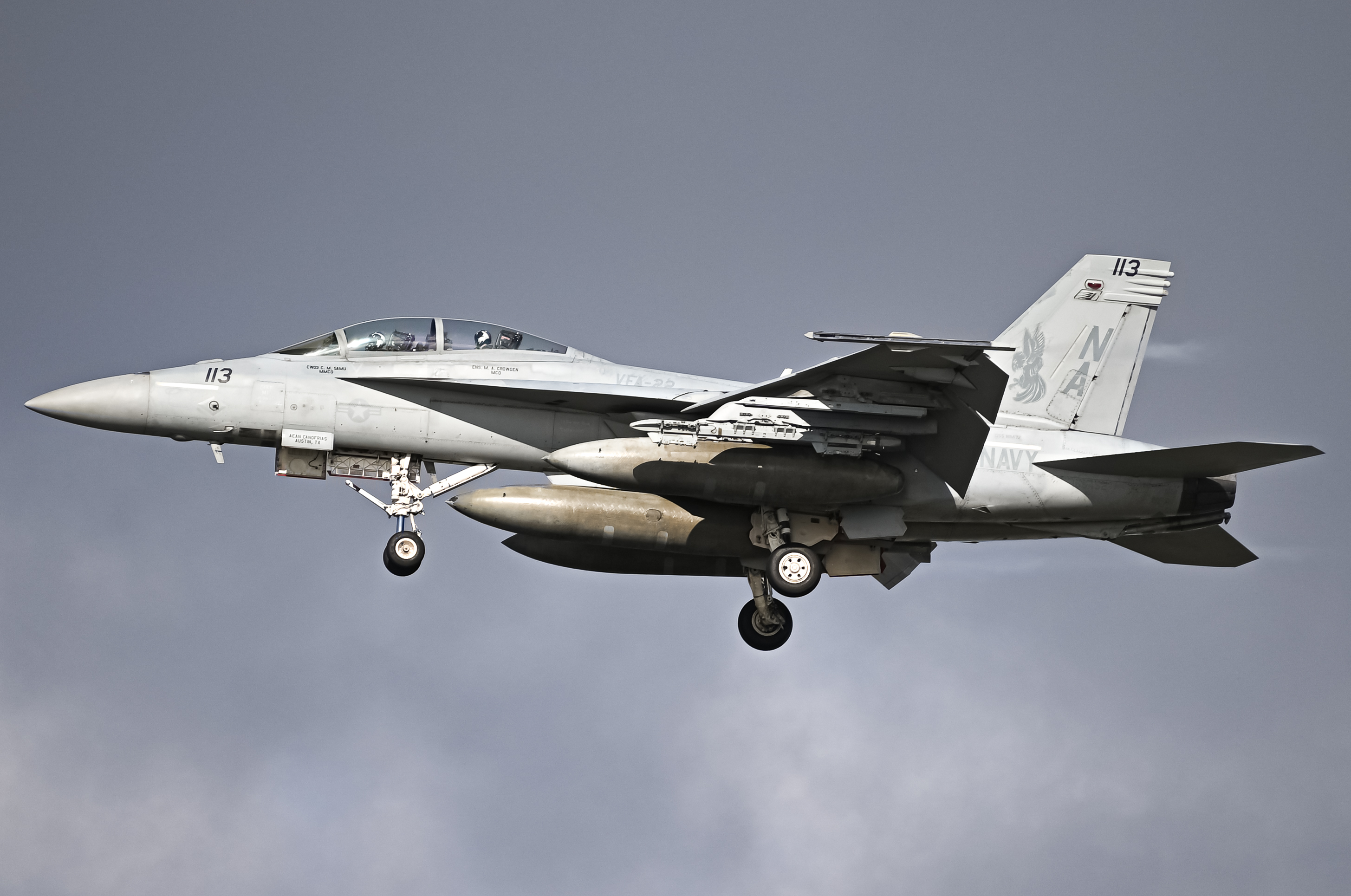 Full size: USN - United States Navy Boeing F/A-18E/F Super Hornet 168452 at North Island NAS