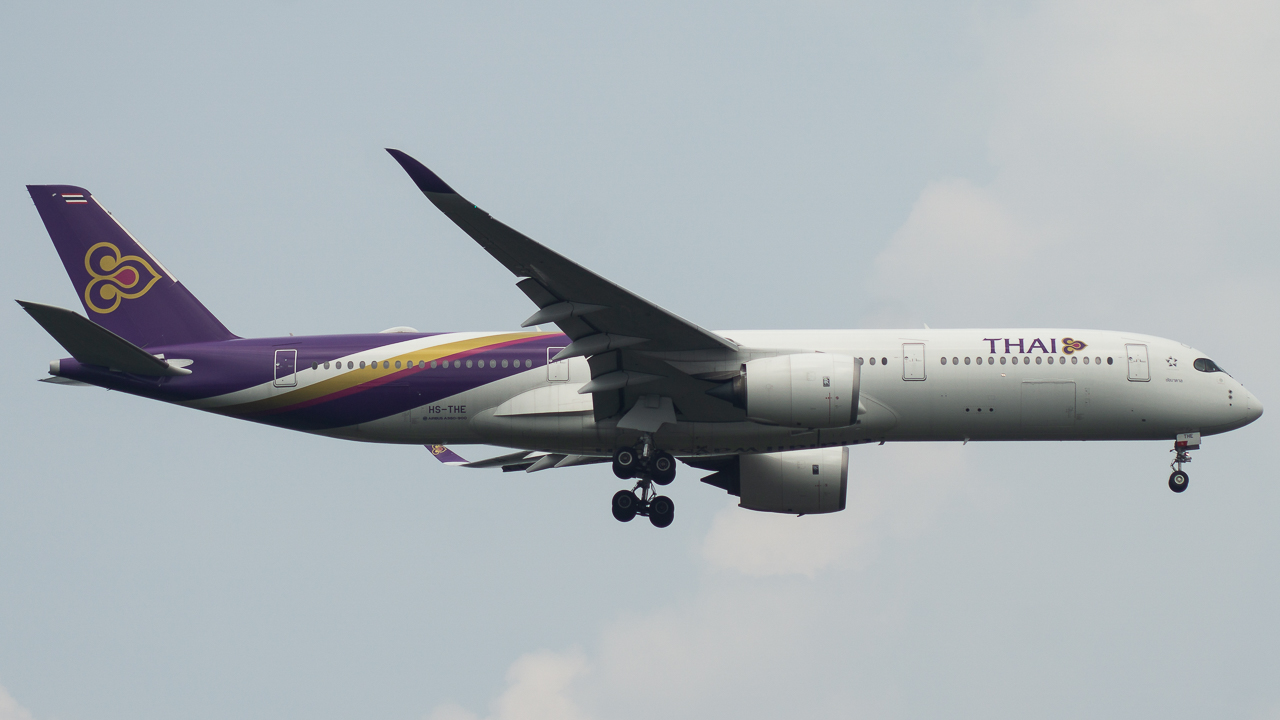 Full size: Thai Airways Airbus A350-900 HS-THE at Kuala Lumpur International Airport