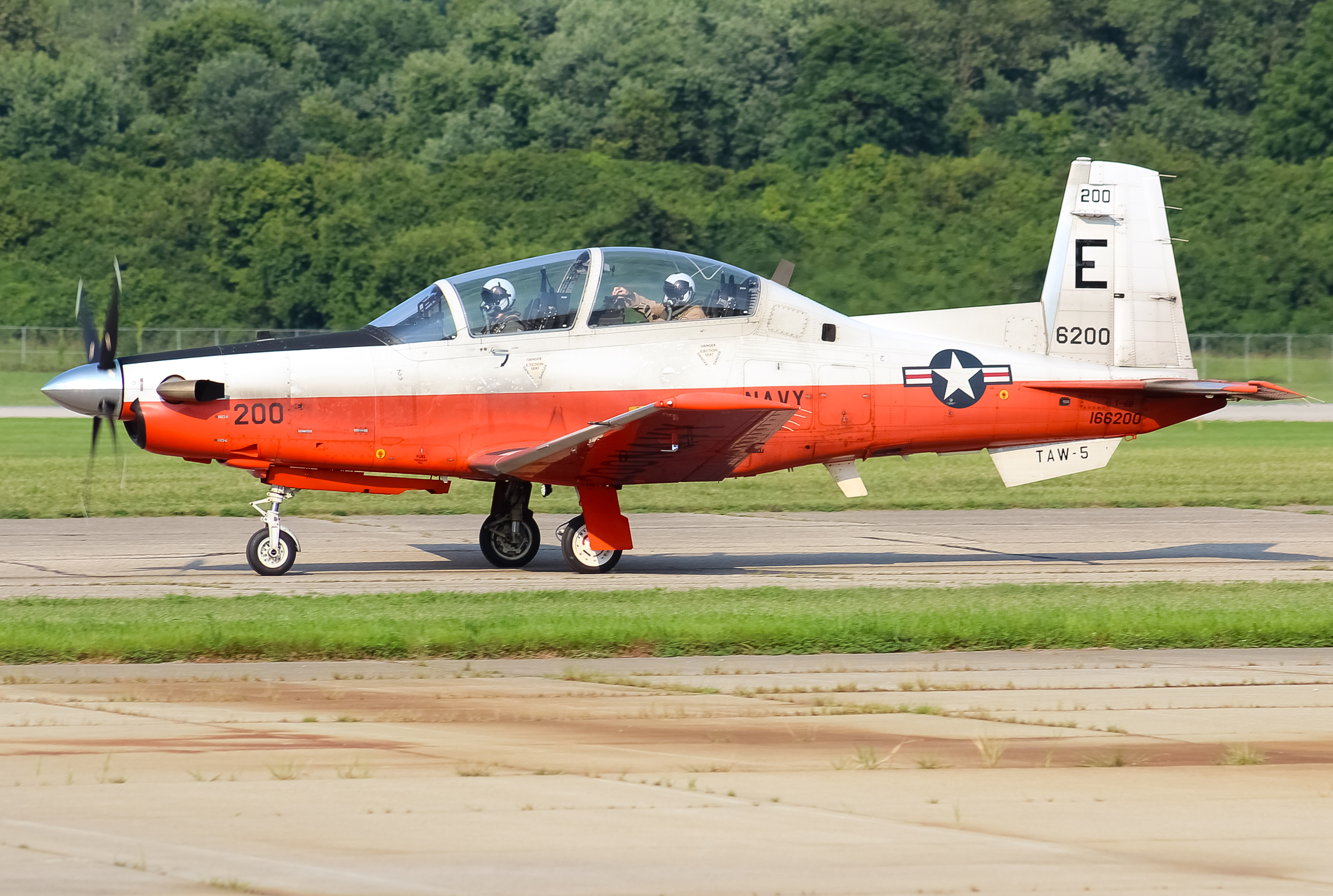 Full size: USN - United States Navy Beechcraft T-6 Texan II 166200 at Cincinnati Municipal Airport/Lunken Field