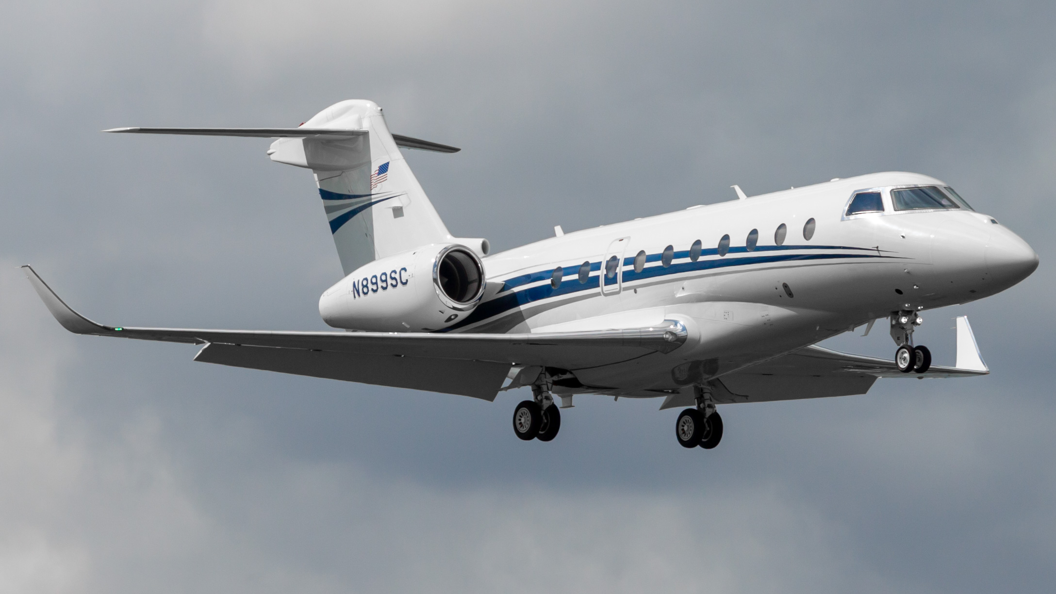 Full size: PRIVATE Gulfstream G280 N899SC at William P Hobby Airport