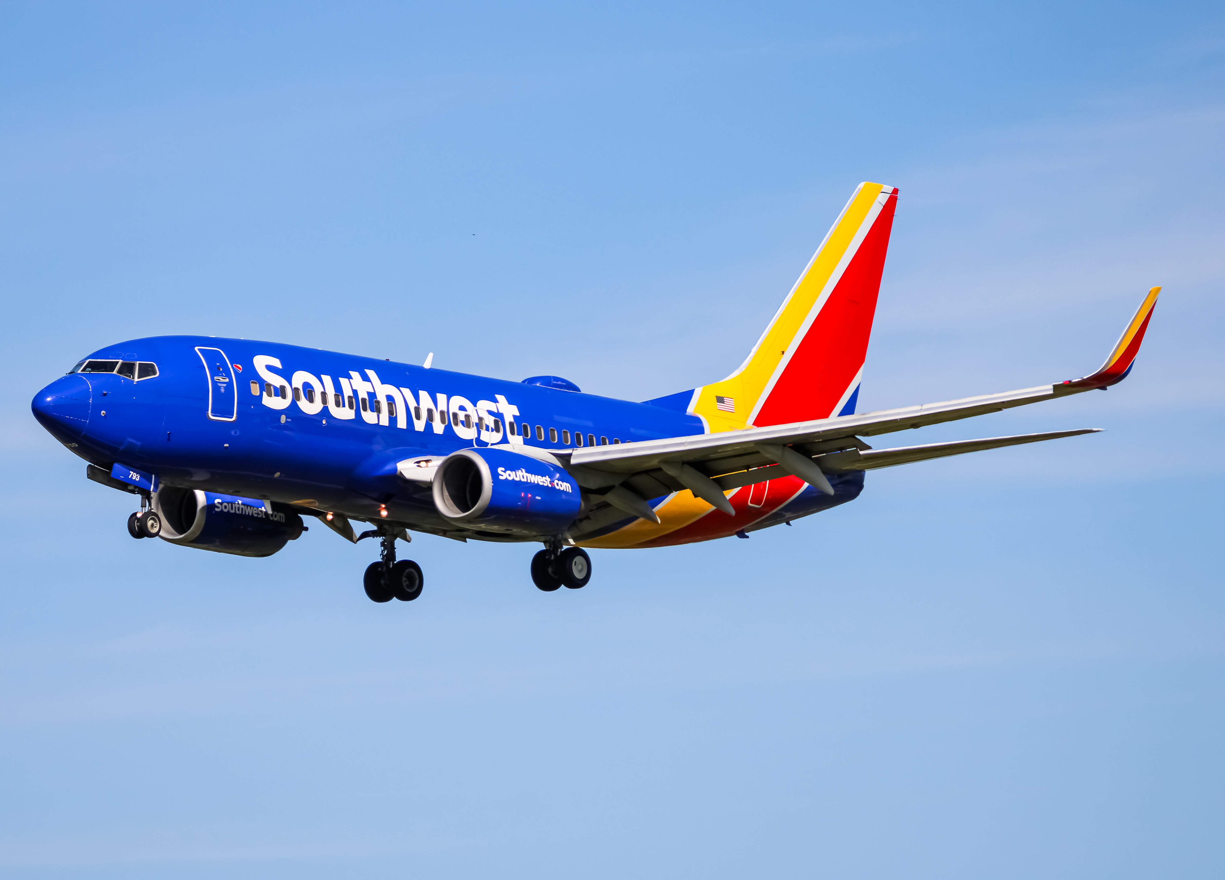 Full size: Southwest Airlines Boeing 737-700 N793SA at Baltimore/Washington International Thurgood Marshall Airport
