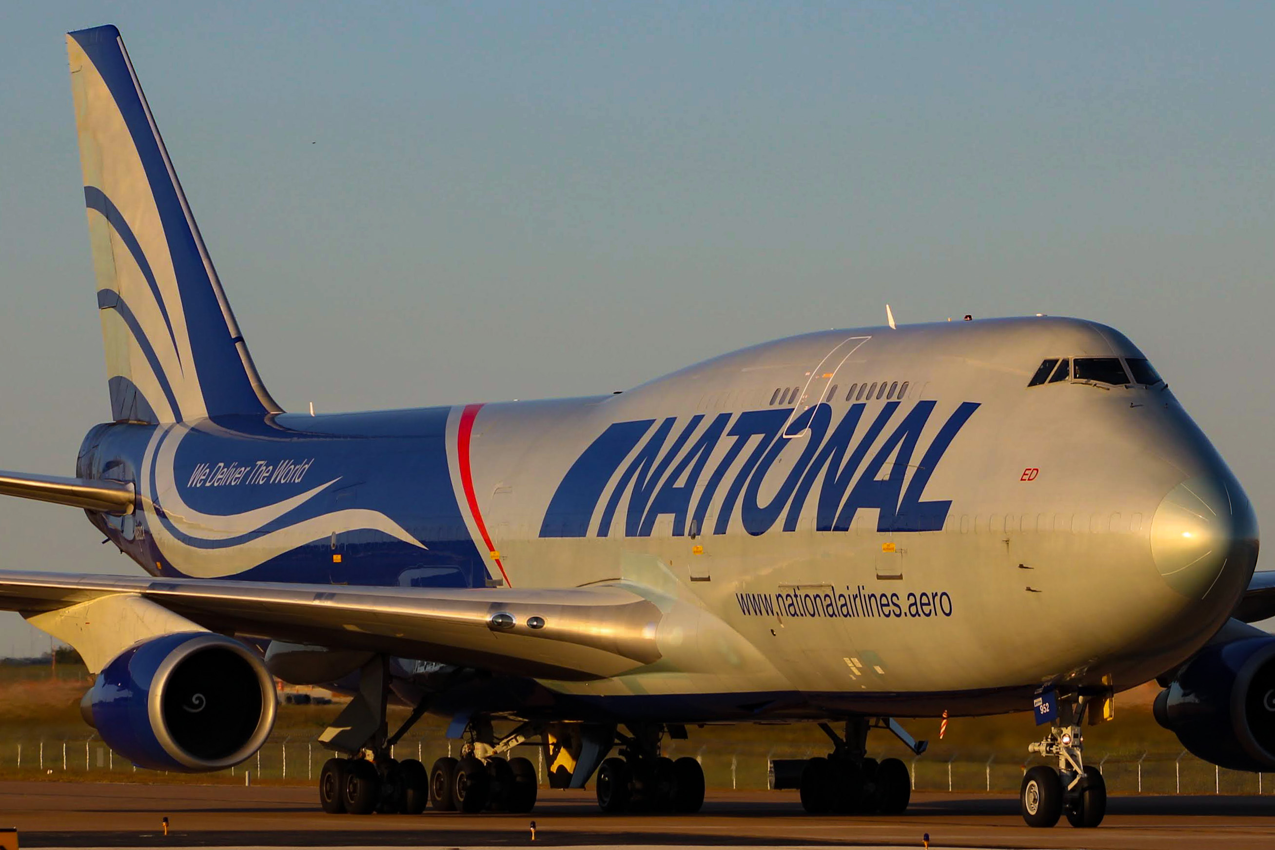 Full size: National Airlines Boeing 747-400BCF N952CA at Dallas-Fort Worth International Airport