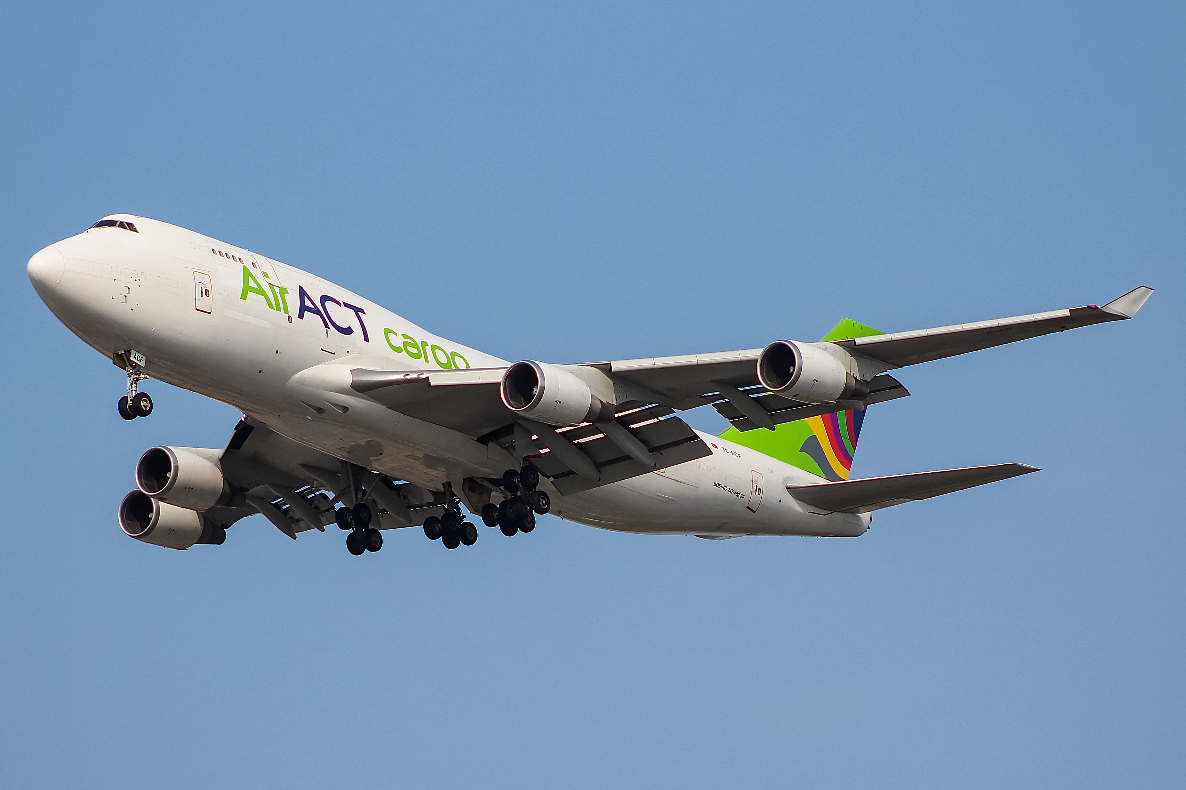 Full size: AIR ACT cargo Boeing 747-400F TC-ACF at Chicago O'Hare International Airport