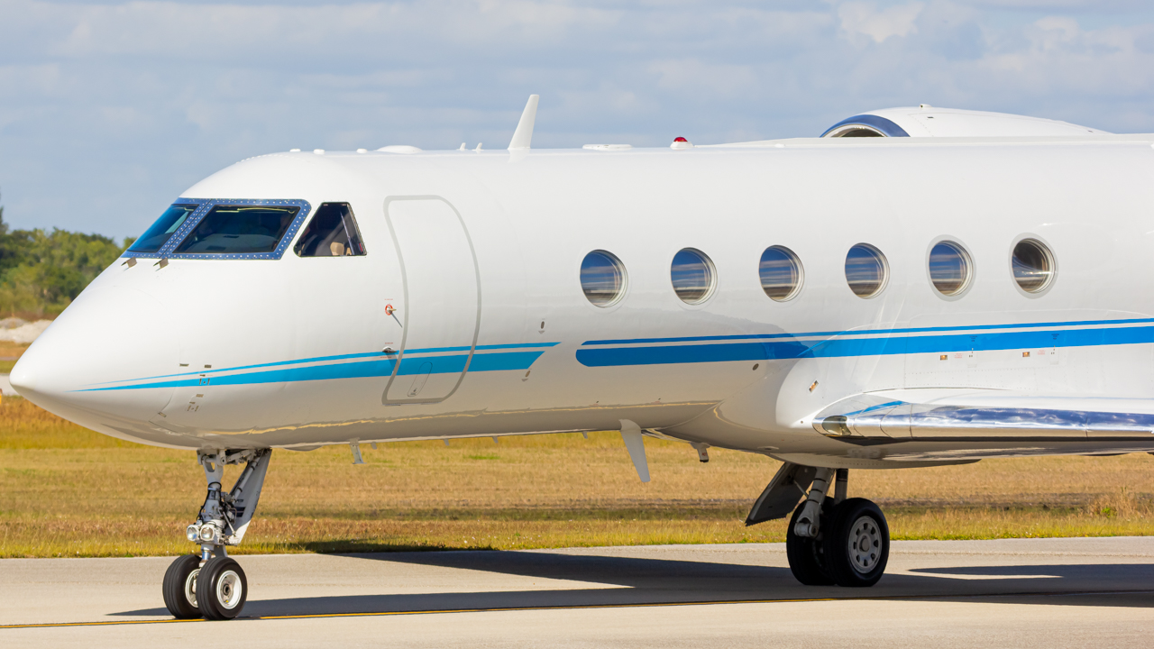 Full size: PRIVATE Gulfstream IV N444QC at Naples Municipal Airport