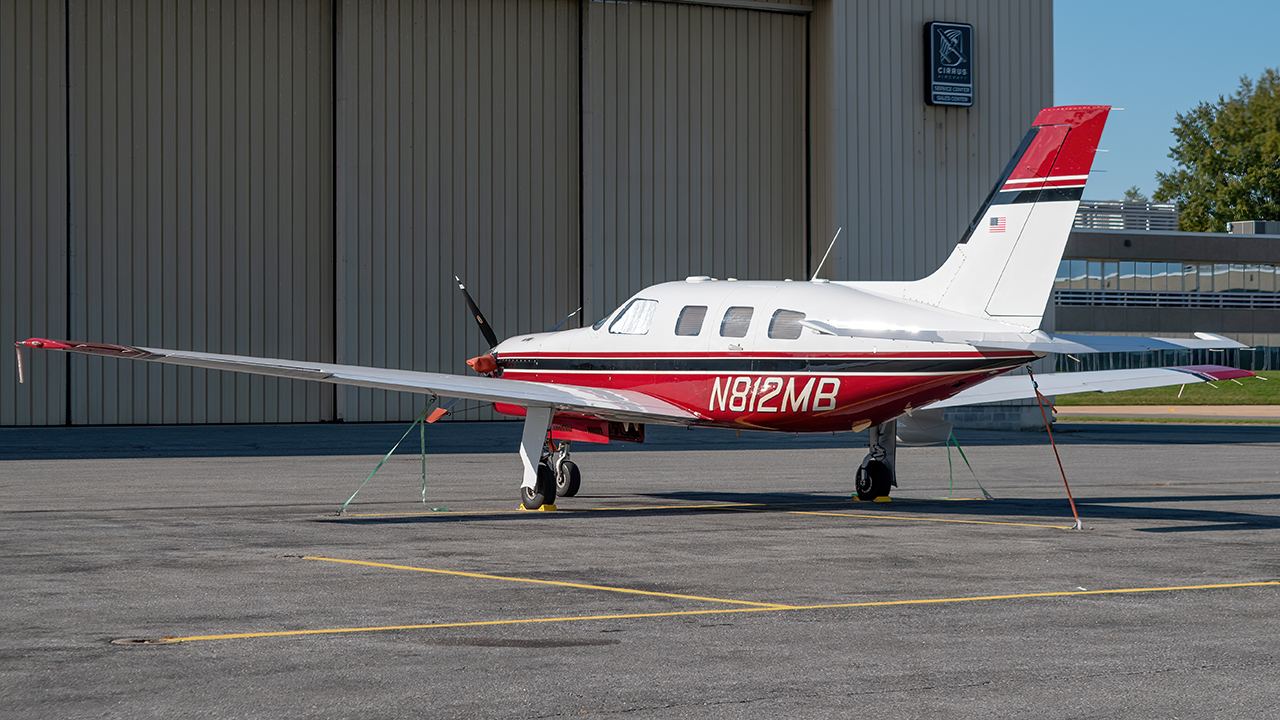 Full size: PRIVATE Piper PA-46 N812MB at Frederick Municipal Airport