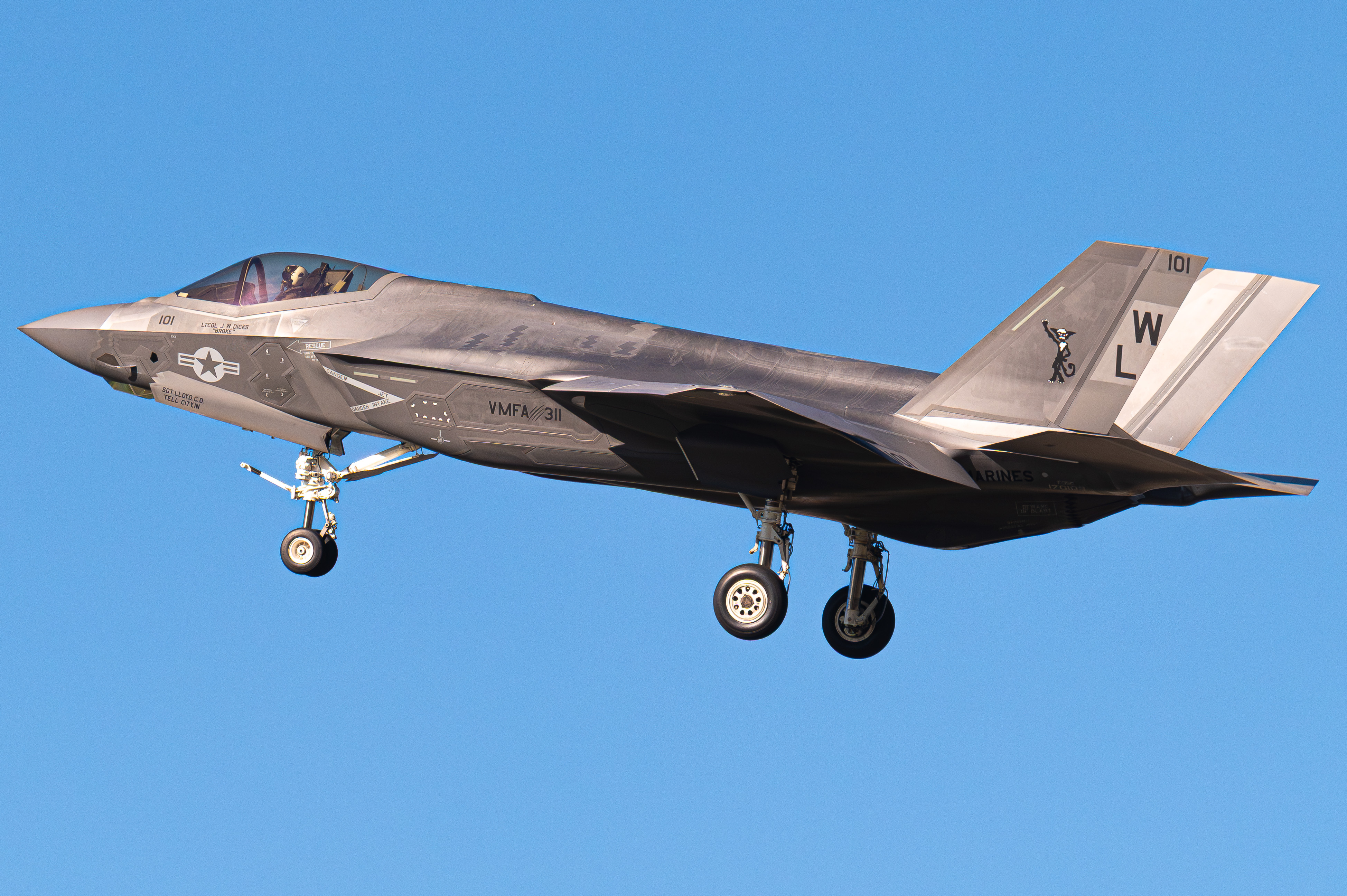 Full size: USMC - United States Marine Corp Lockheed Martin F-35 Lightning II 170103  at Miramar MCAS (Joe Foss Field) Airport