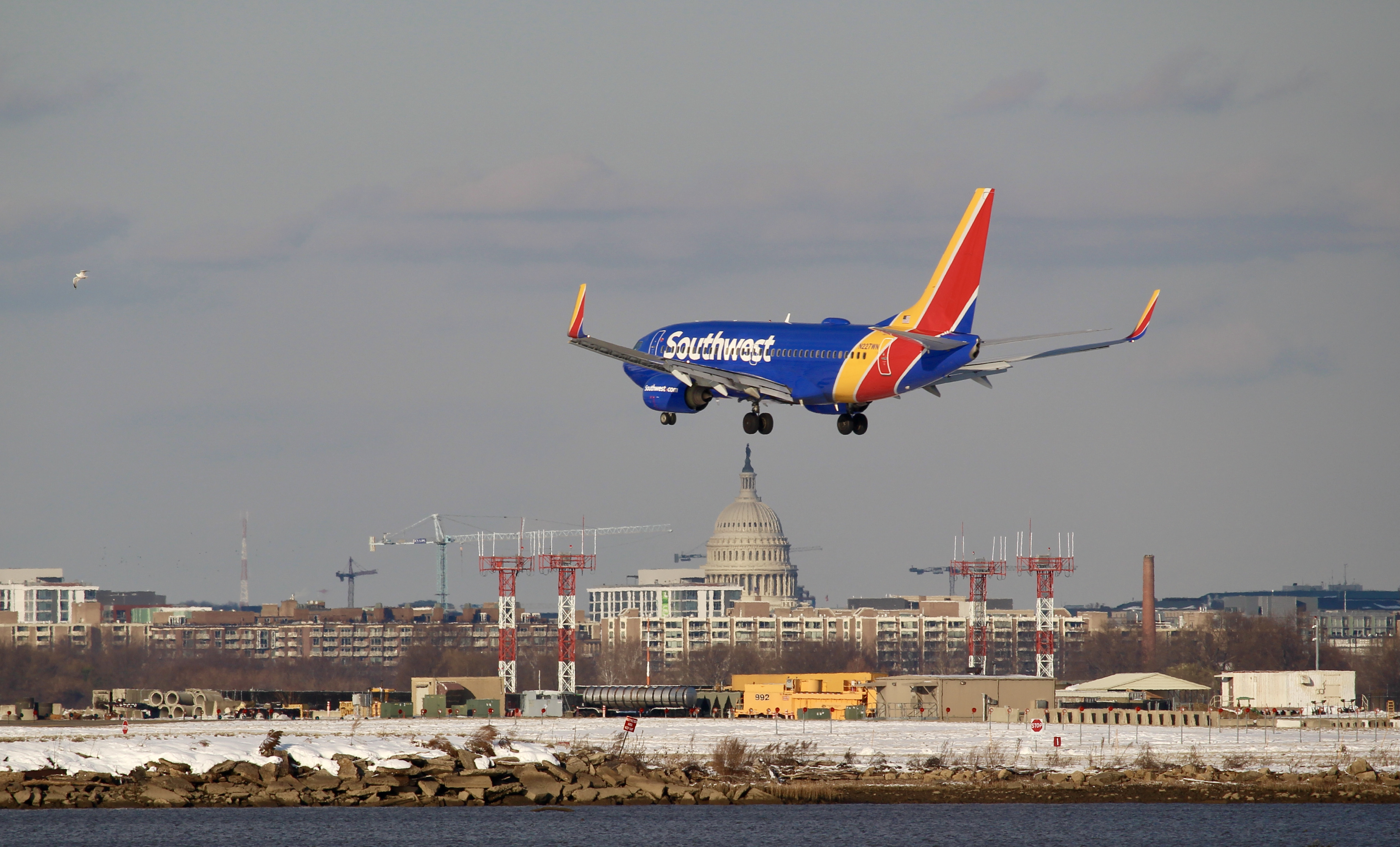 Full size: Southwest Airlines Boeing 737-700 N227WN at Ronald Reagan National Airport