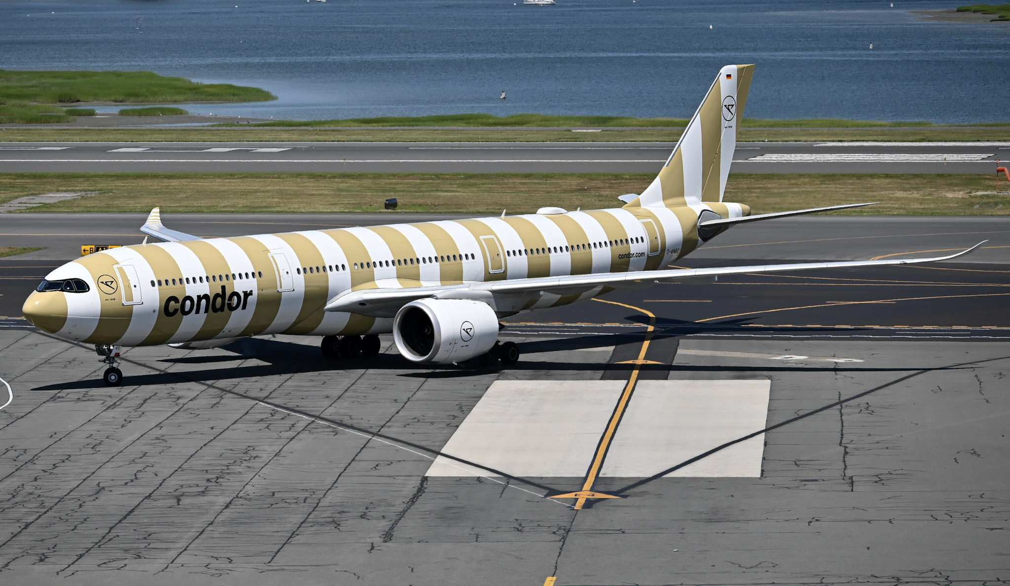 Full size: Condor Airbus A330-900 D-ANRO at General Edward Lawrence Logan International Airport