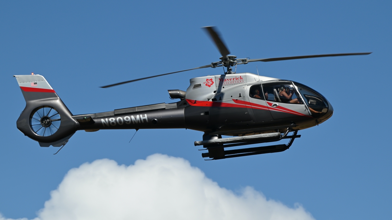 Full size: PRIVATE Eurocopter EC-130 N809MH at Kahului Airport