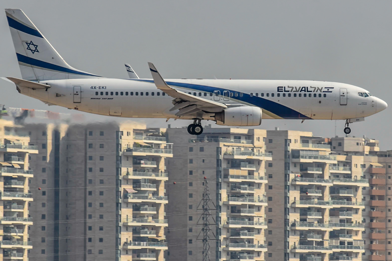 Full size: El AI Boeing 737-800 4X-EKI at Tel Aviv-Ben Gurion Airport