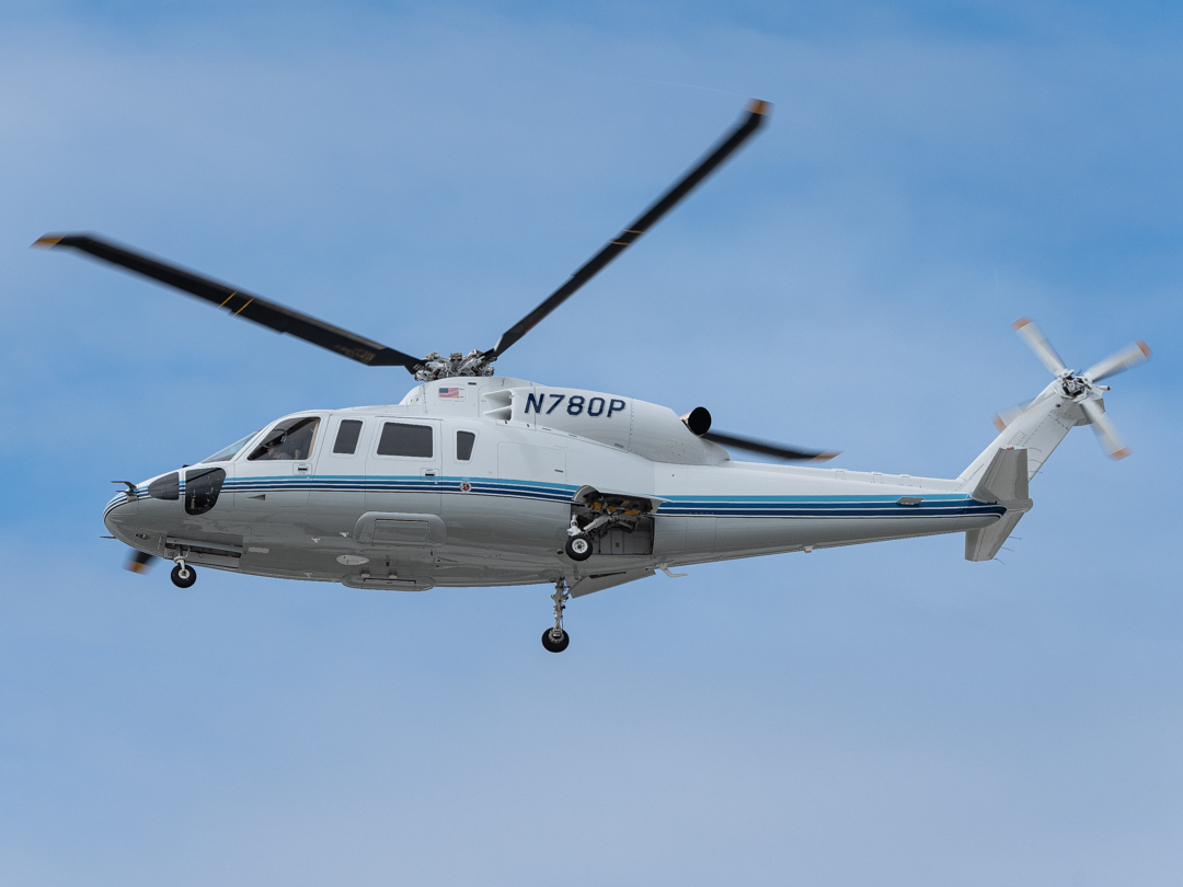 Full size: PRIVATE Sikorsky S-76D N780P at General Edward Lawrence Logan International Airport