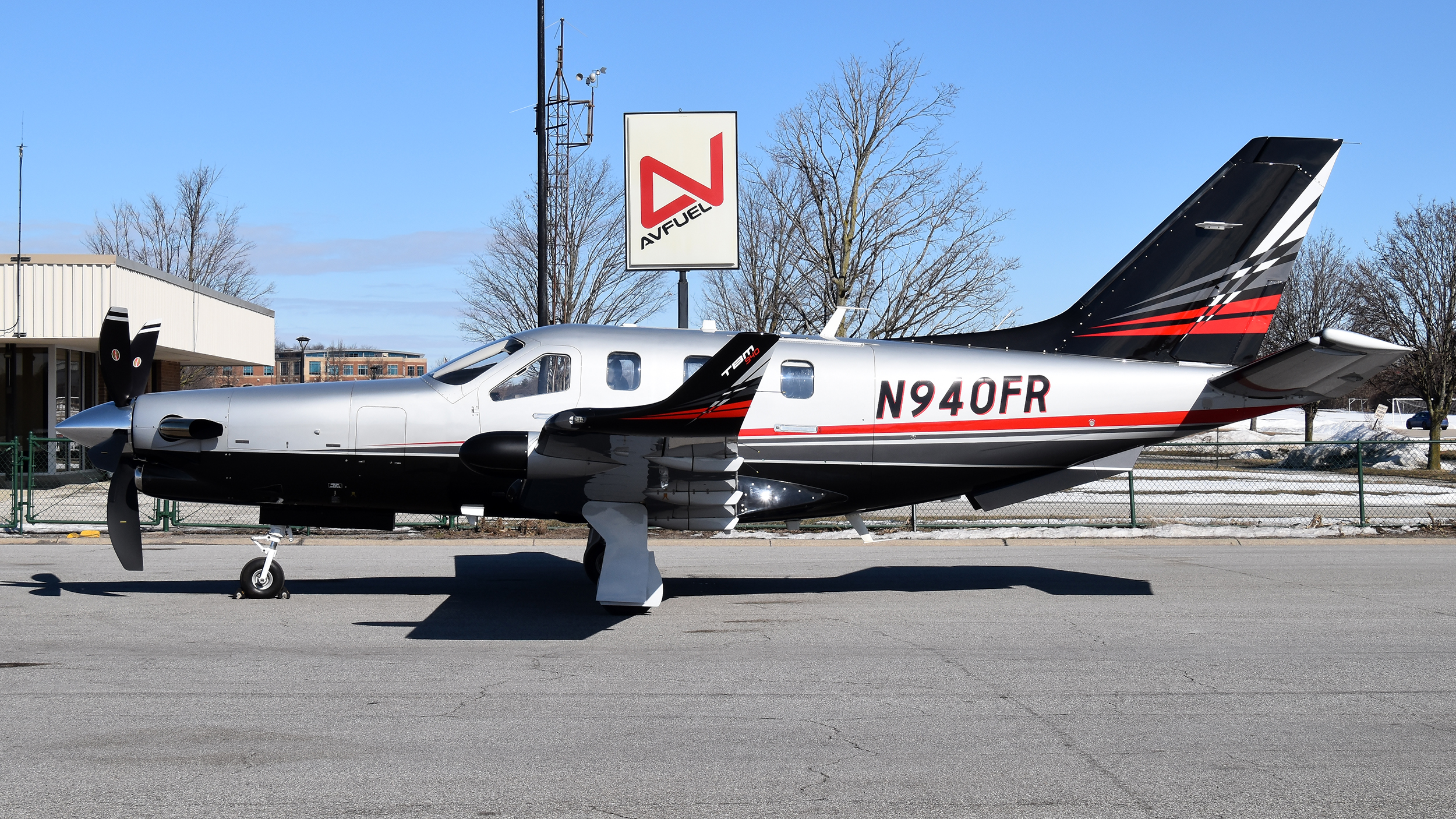 Full size: PRIVATE Socata TBM-940 N940FR at Ann Arbor Municipal Airport