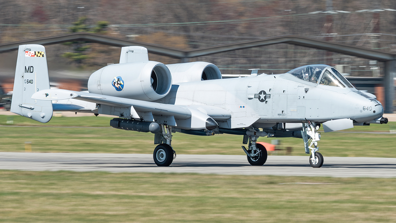 Full size: Maryland ANG Fairchild A-10 Thunderbolt 78-0640 at Martin State Airport