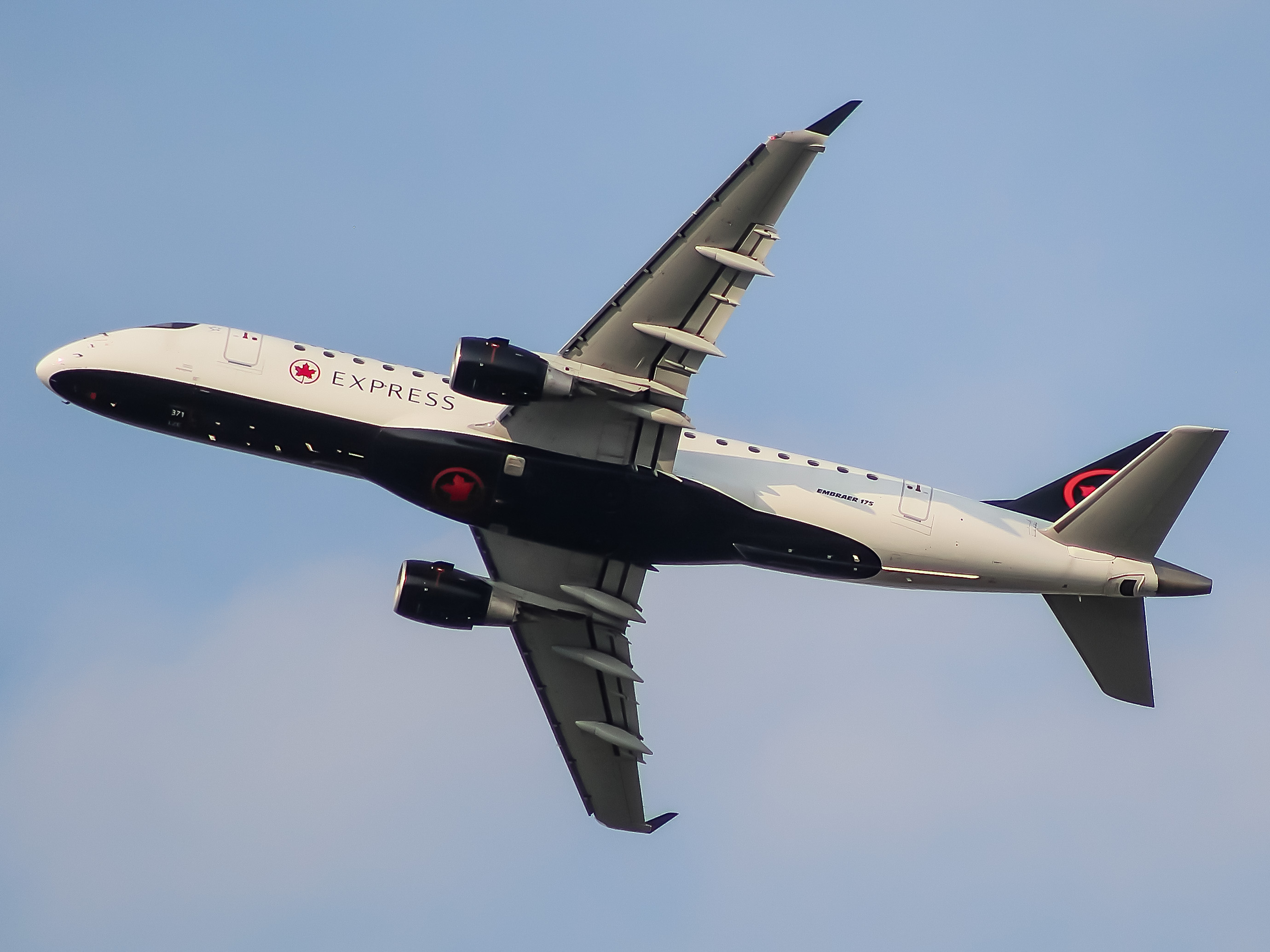 Full size: Air Canada Express Embraer E170 C-FEIQ at Chicago O'Hare International Airport